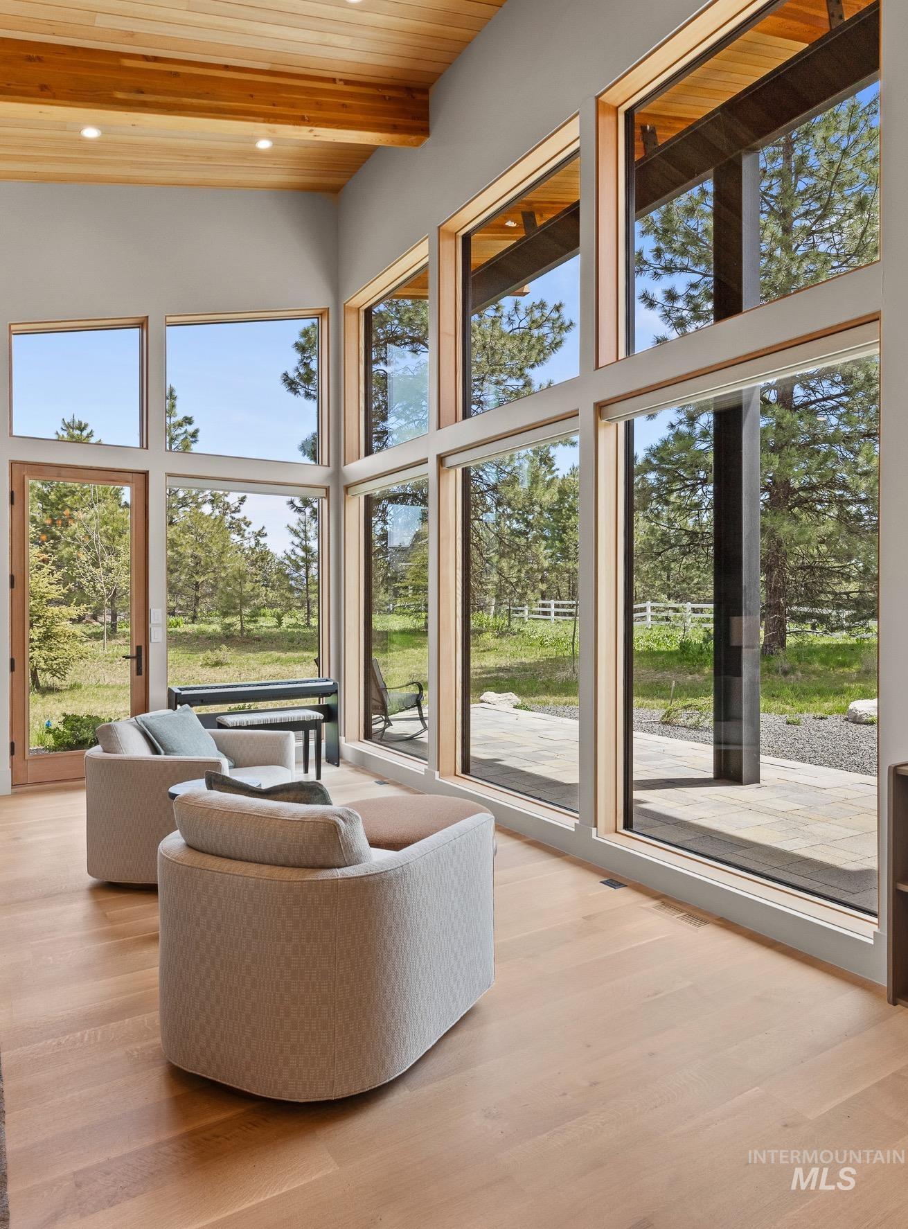 306 Whitetail Drive Property Photo 13