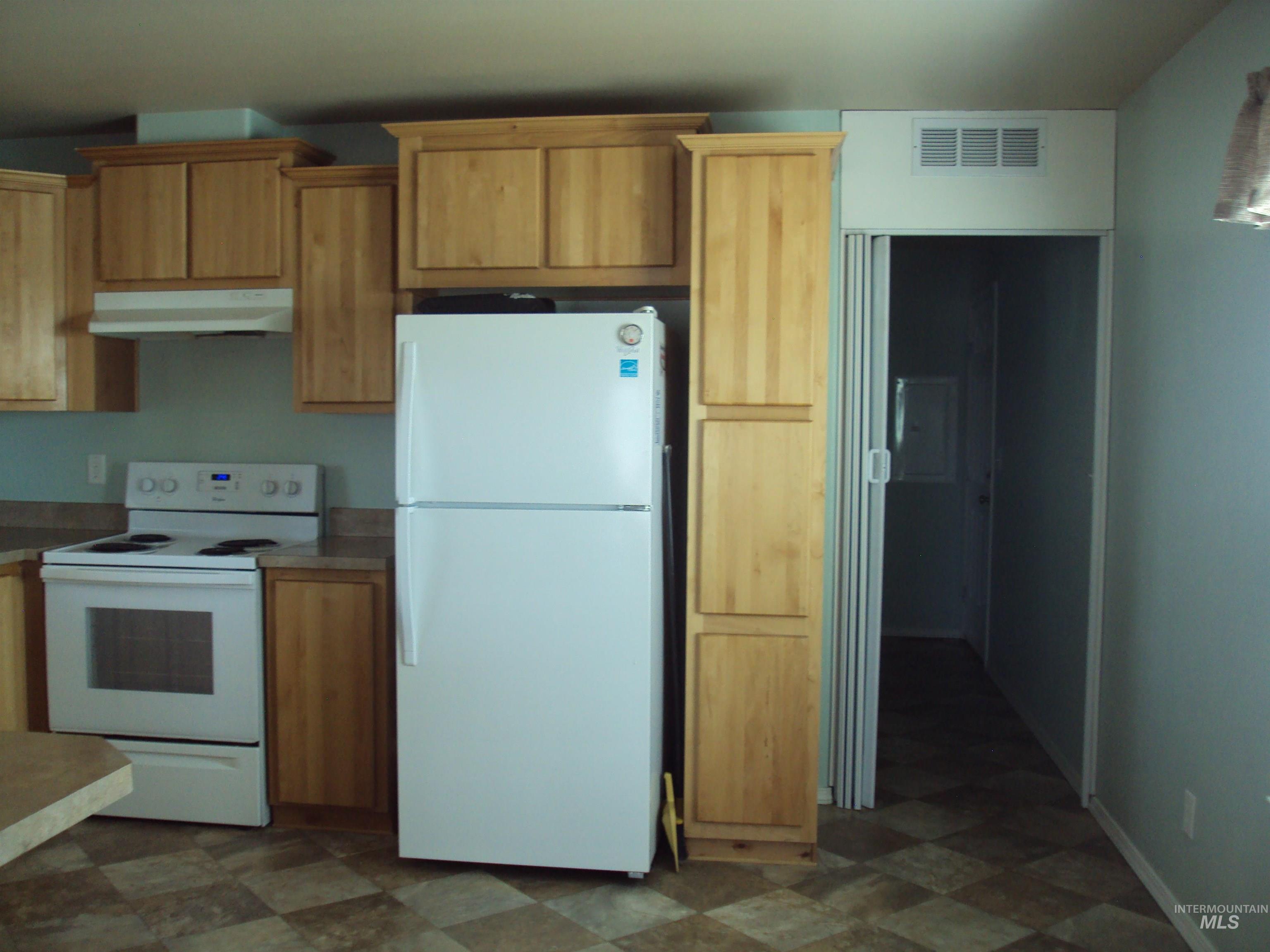 908 Pine Street Property Photo 10