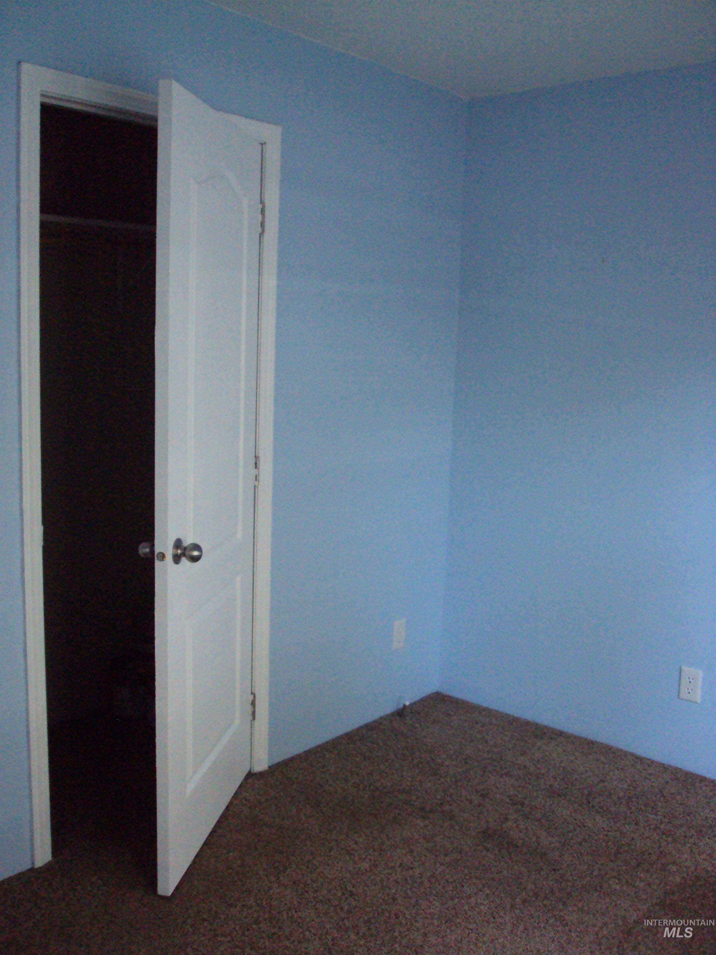 908 Pine Street Property Photo 13