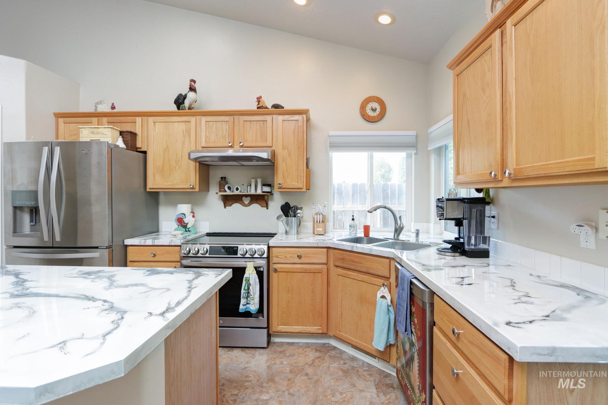 745 Harpy Ave. Property Photo 14