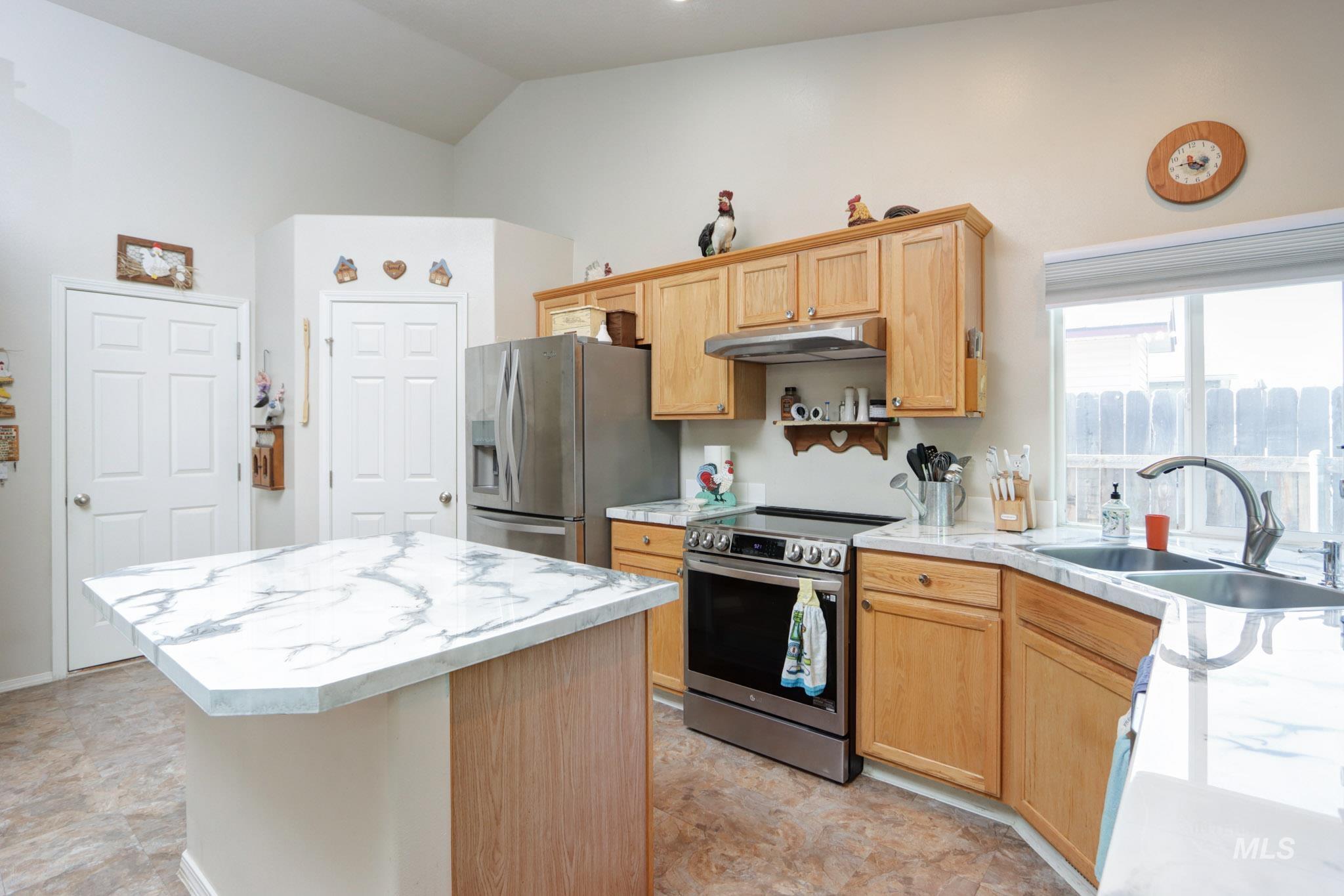 745 Harpy Ave. Property Photo 15