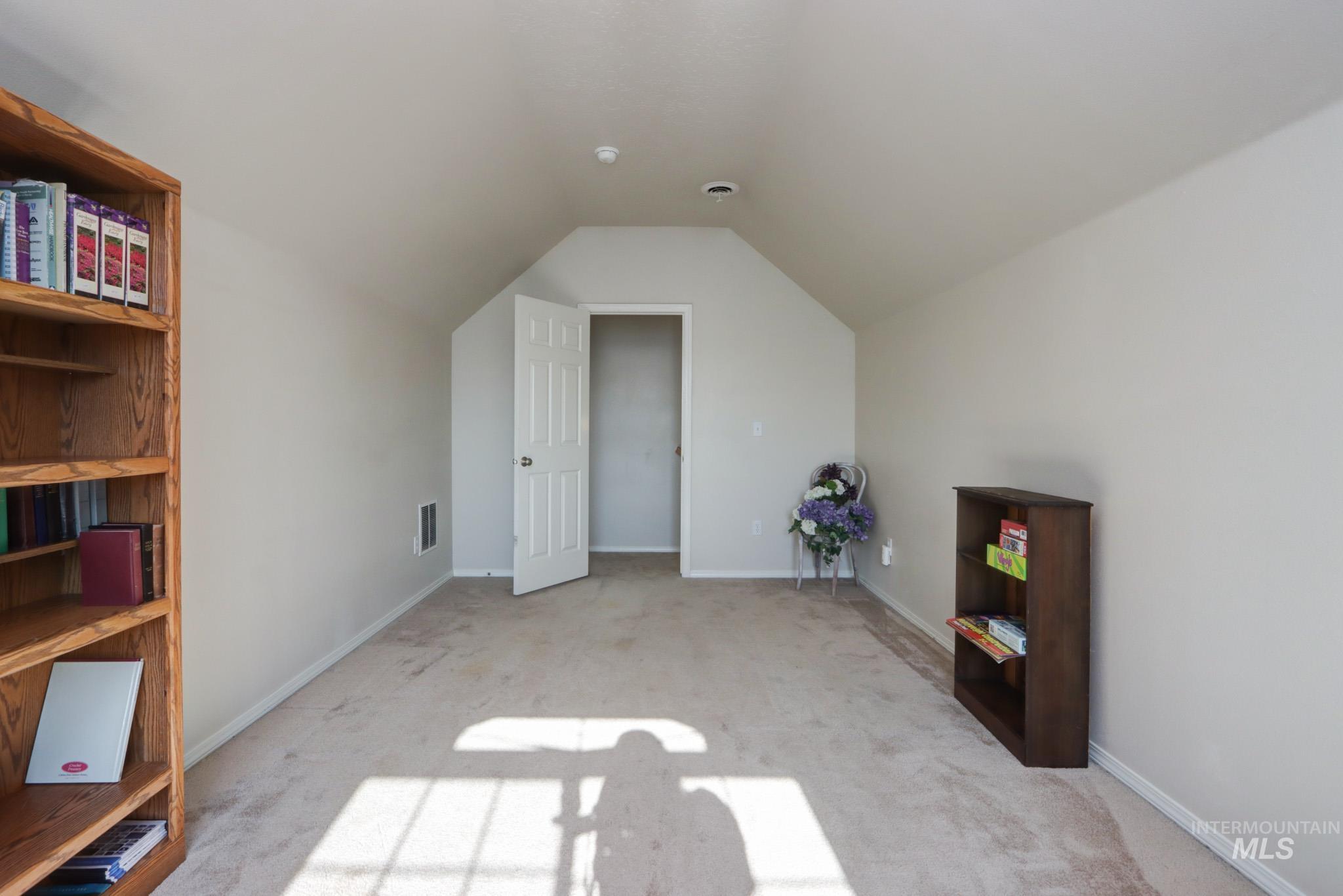 745 Harpy Ave. Property Photo 32