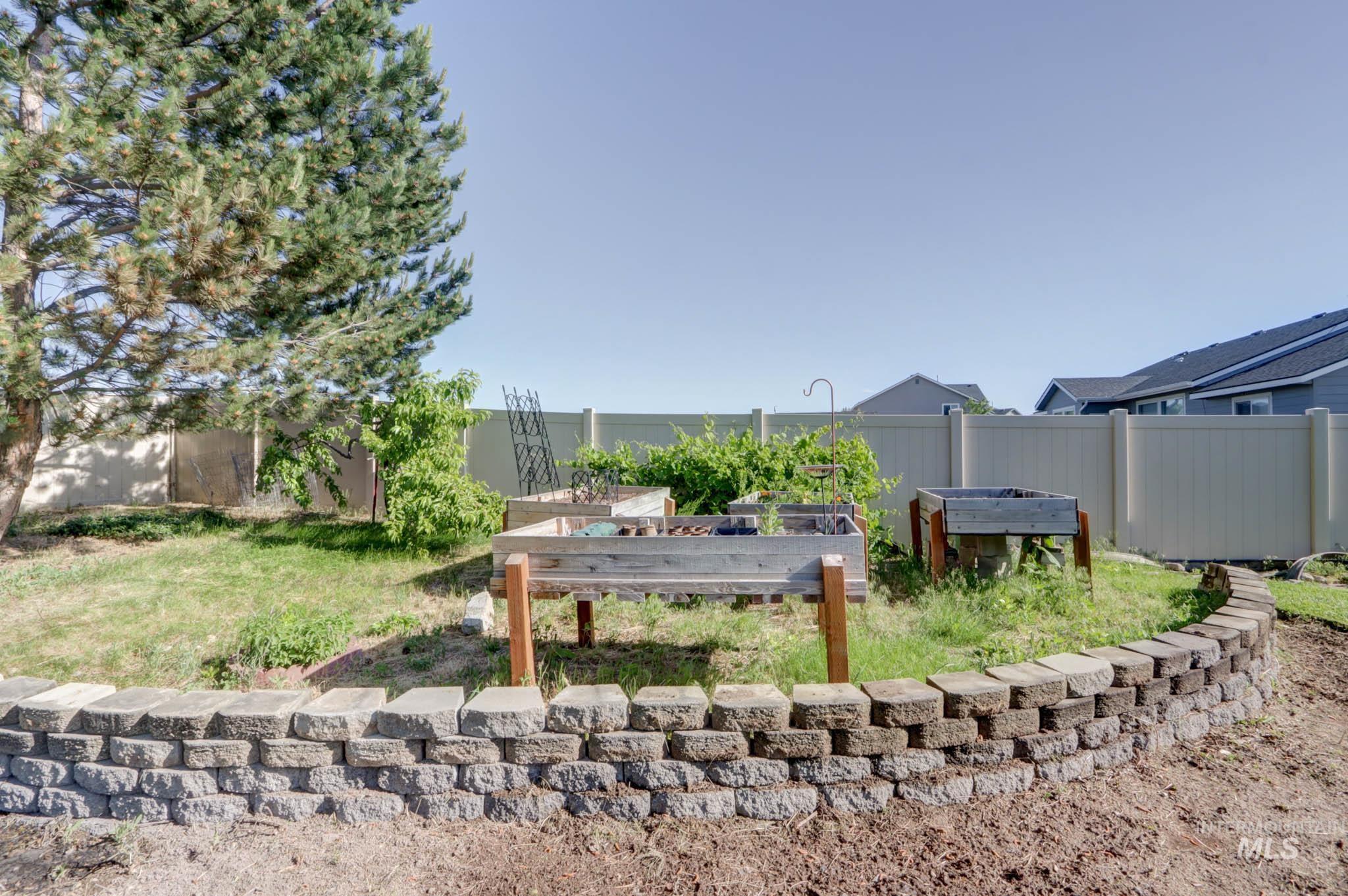 745 Harpy Ave. Property Photo 37