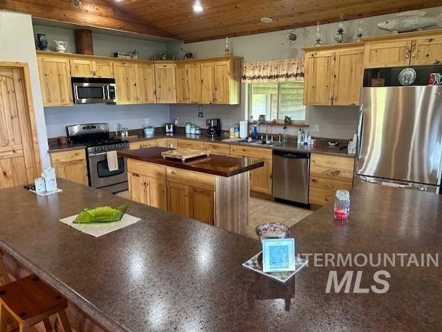 1621 Doumecq Rd Property Photo 28
