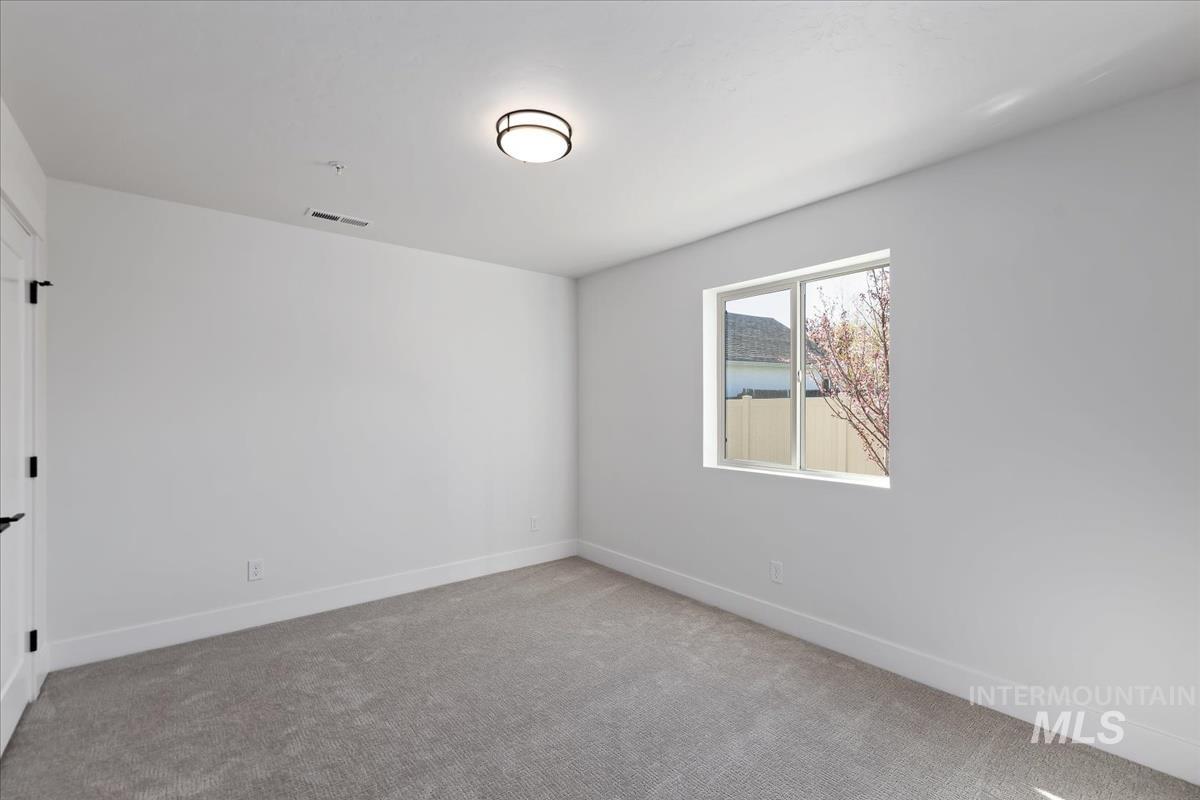 1713 S Federal Way Property Photo 30