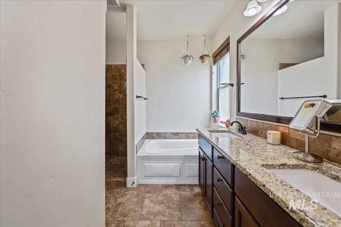 1177 White Horse Ridge Dr Property Photo 27