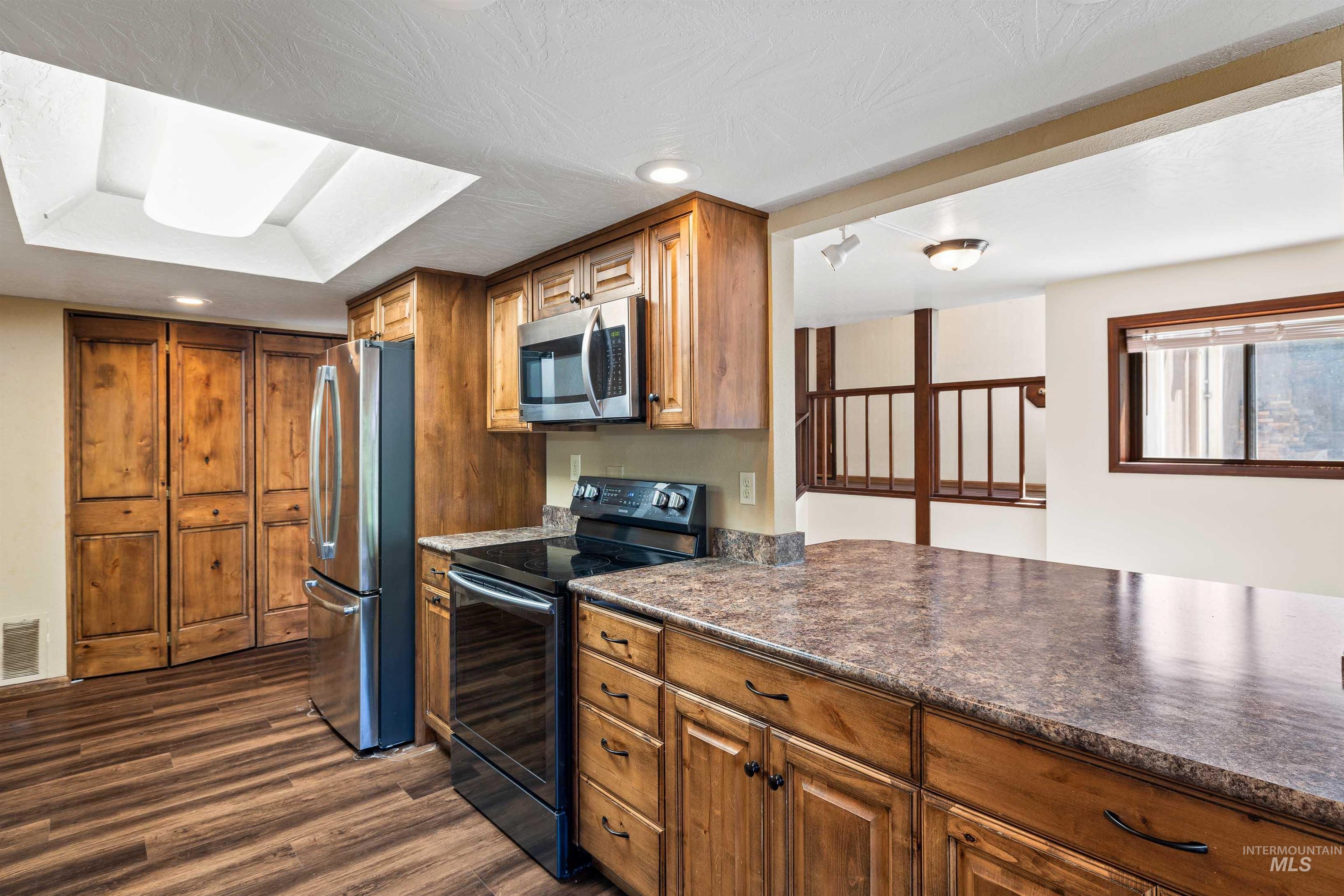 773 Monroe Street Property Photo 12