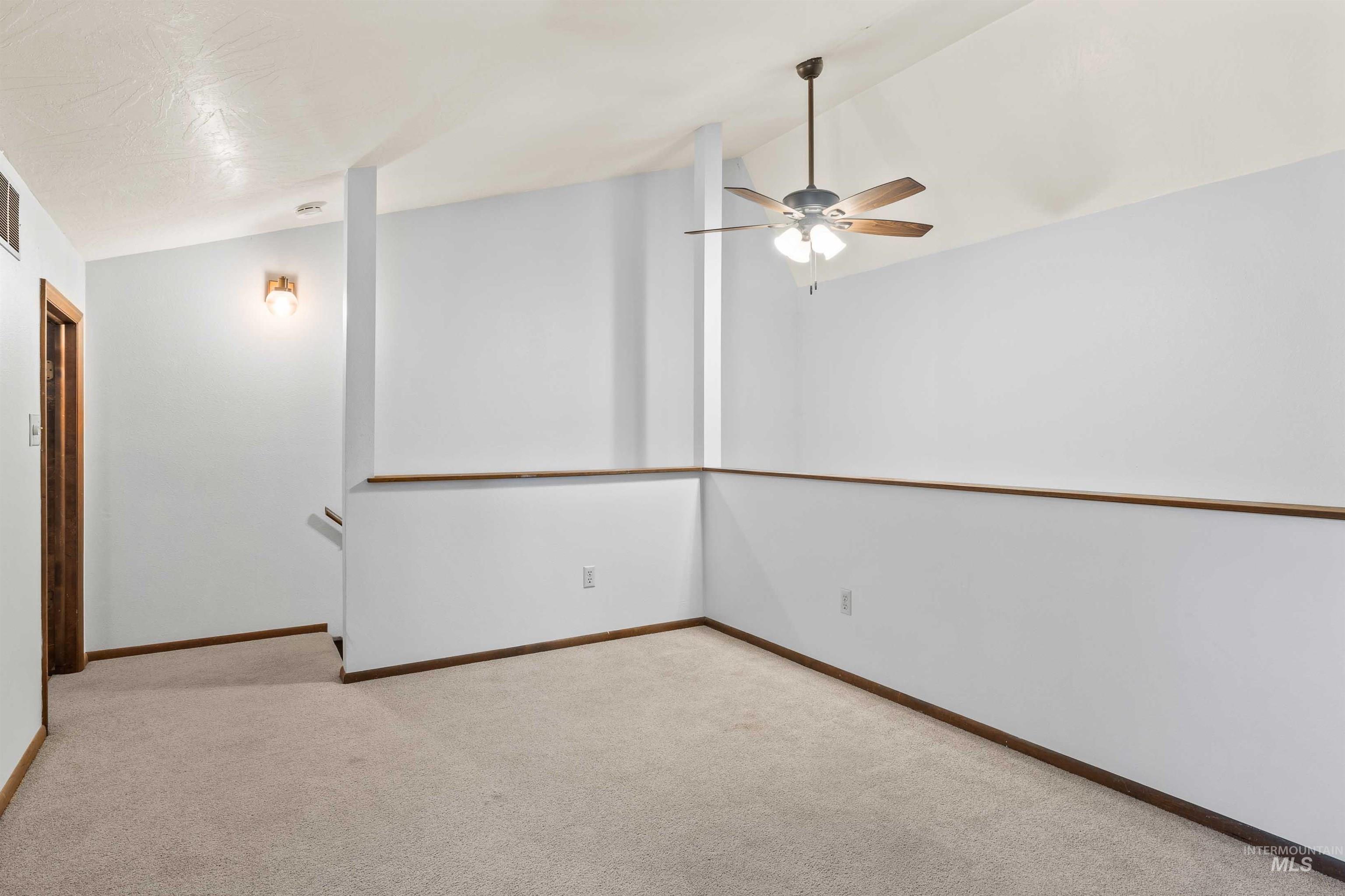 773 Monroe Street Property Photo 23