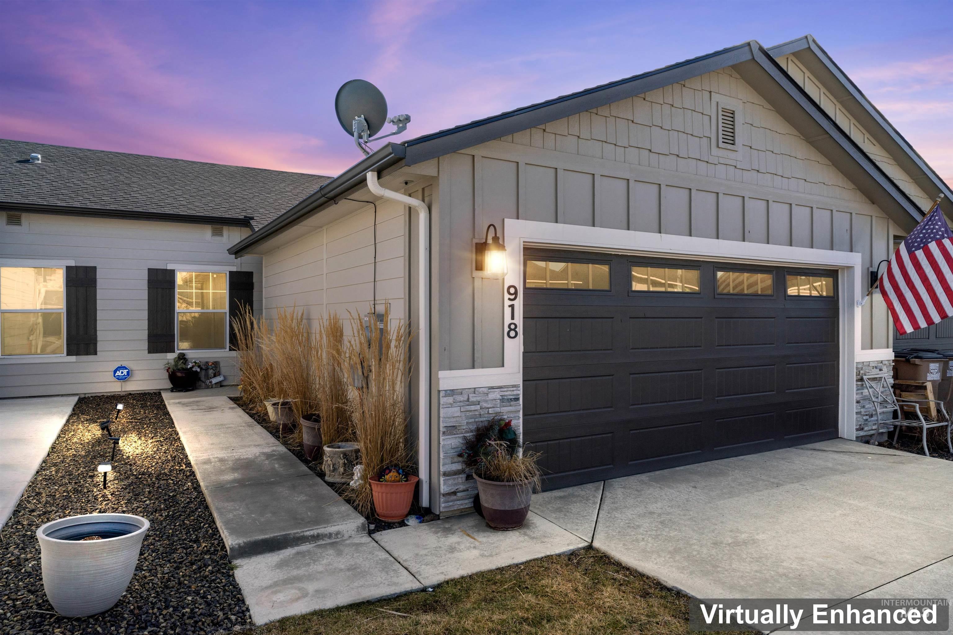 918 S Beaver Creek Way Property Photo 1