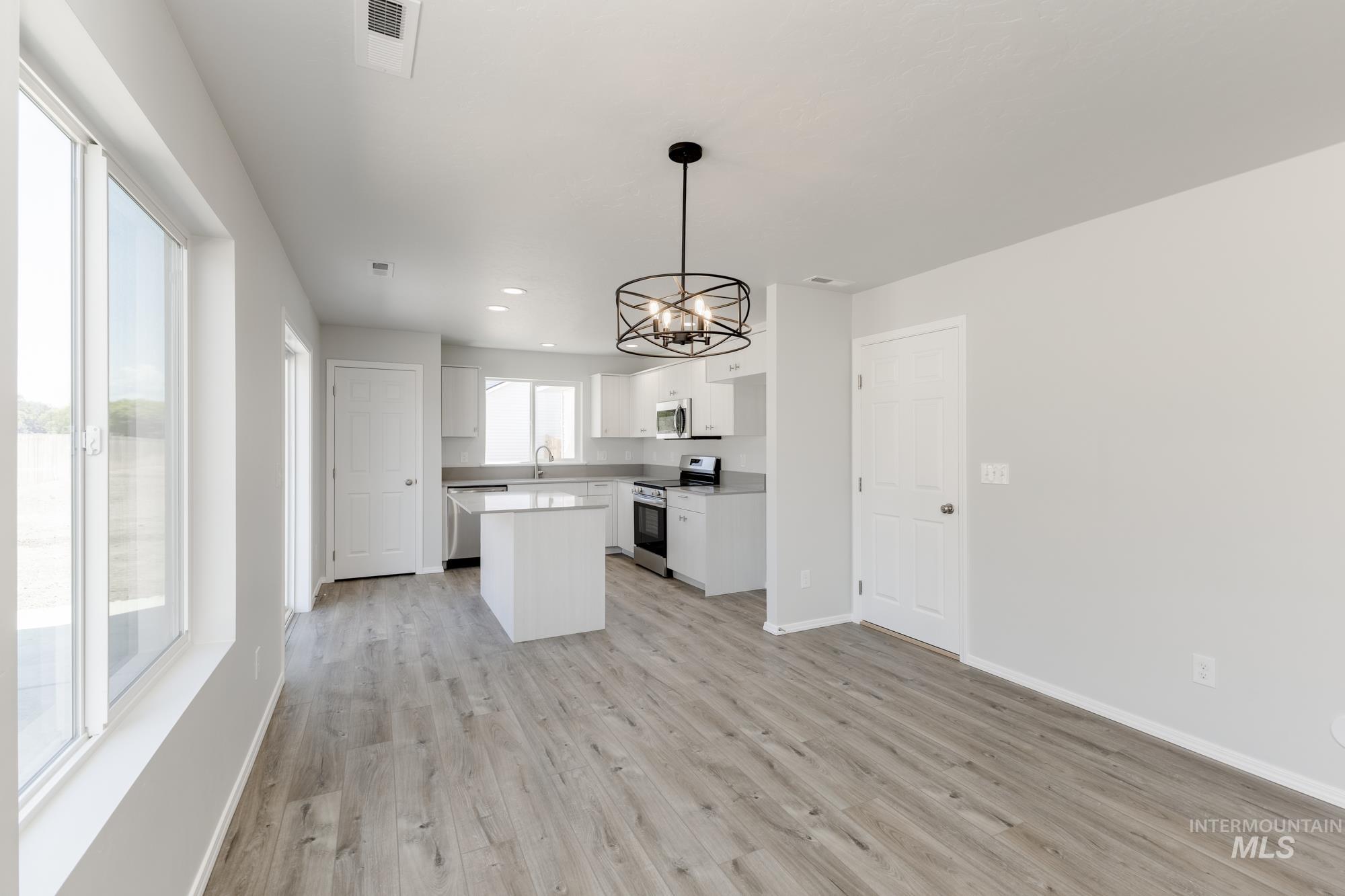 1378 Silver Valley Ct Property Photo 6