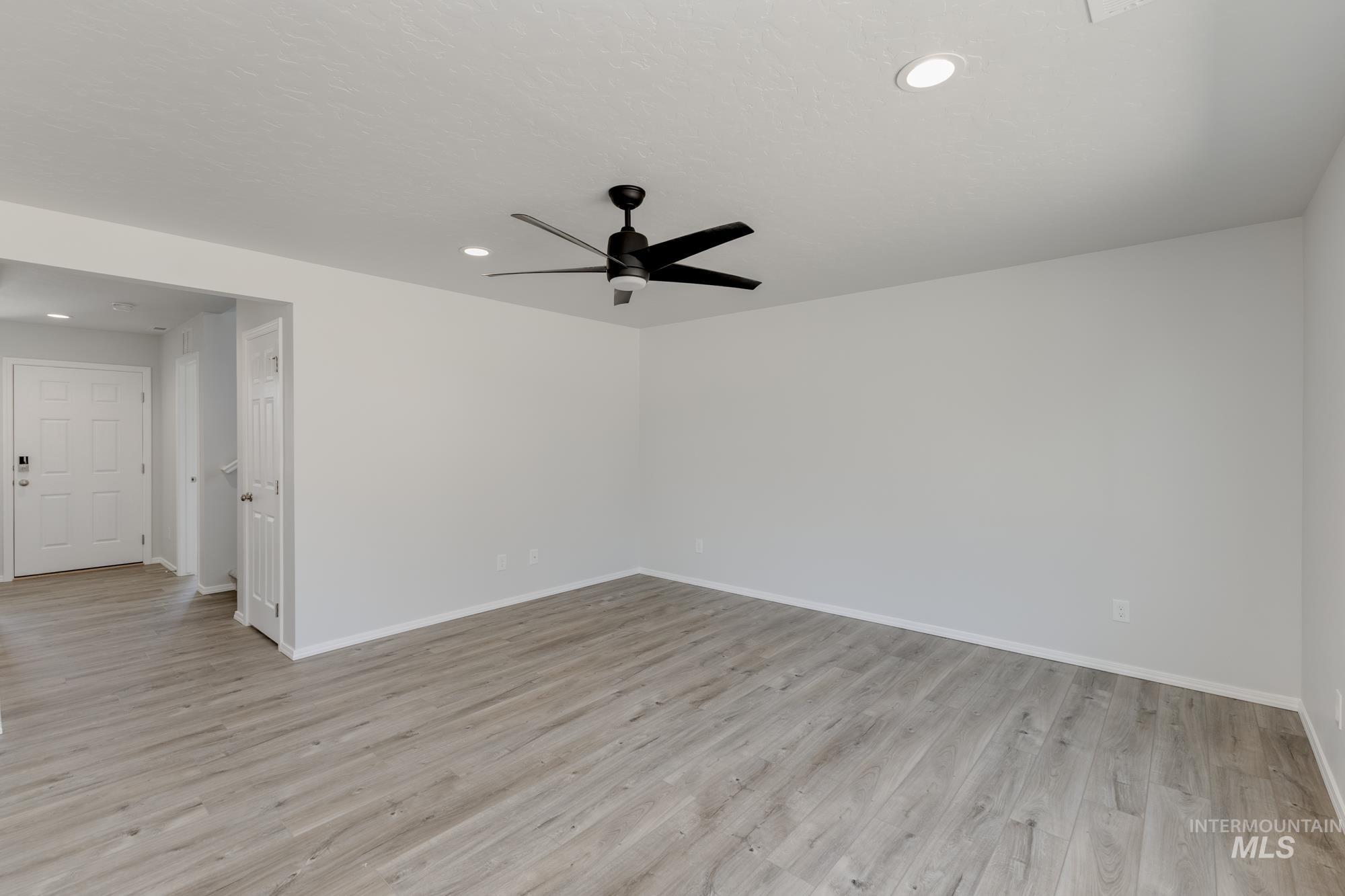 1378 Silver Valley Ct Property Photo 10