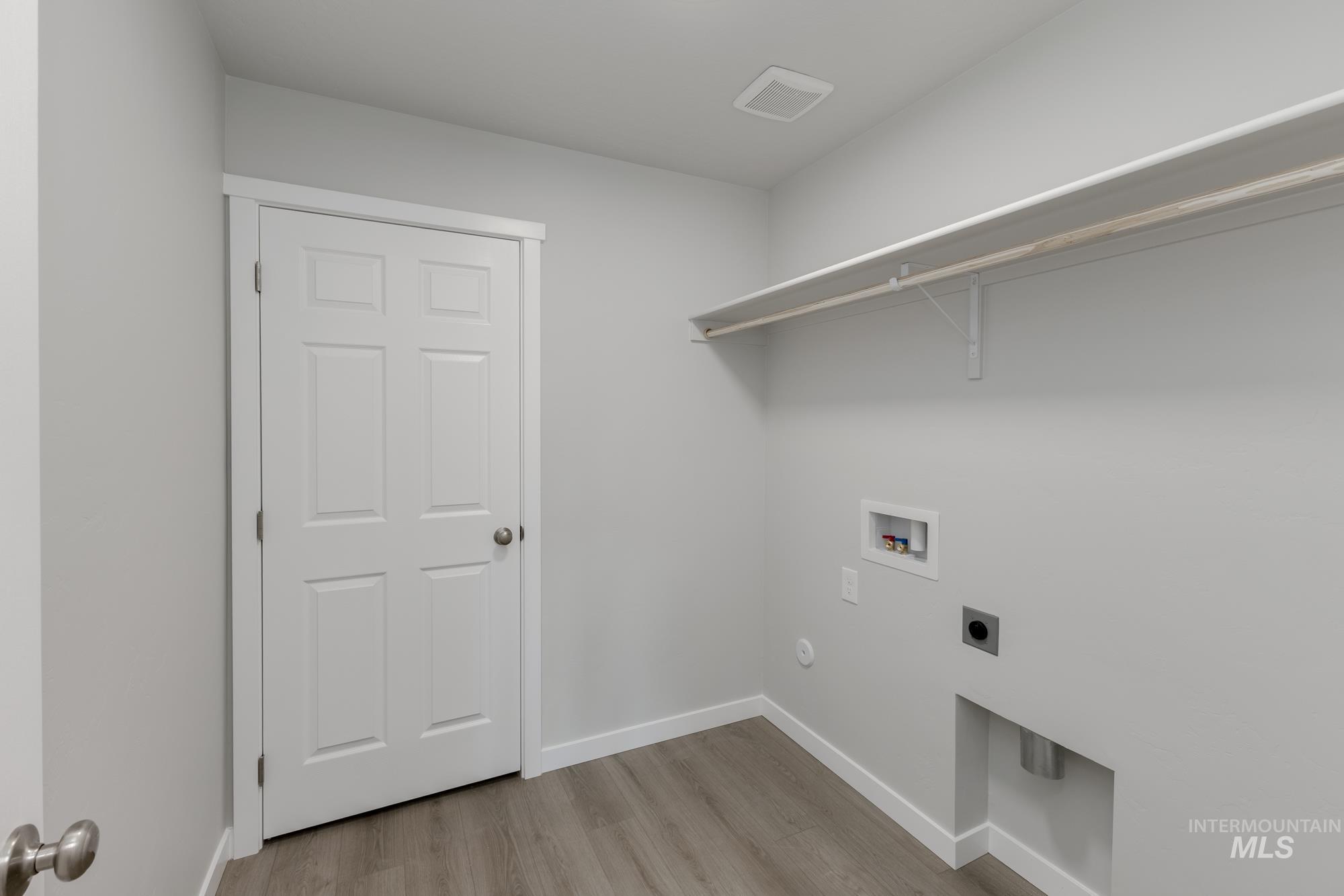 202 Idalou Way Property Photo 12