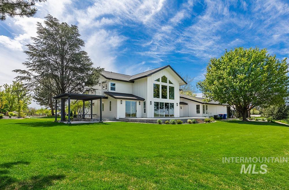 1458 W Sandy Ct