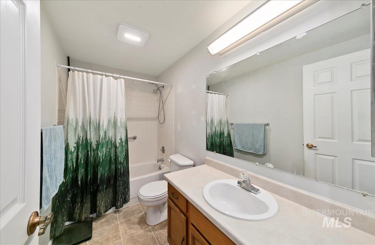 7205 W Mcmullen St Property Photo 21