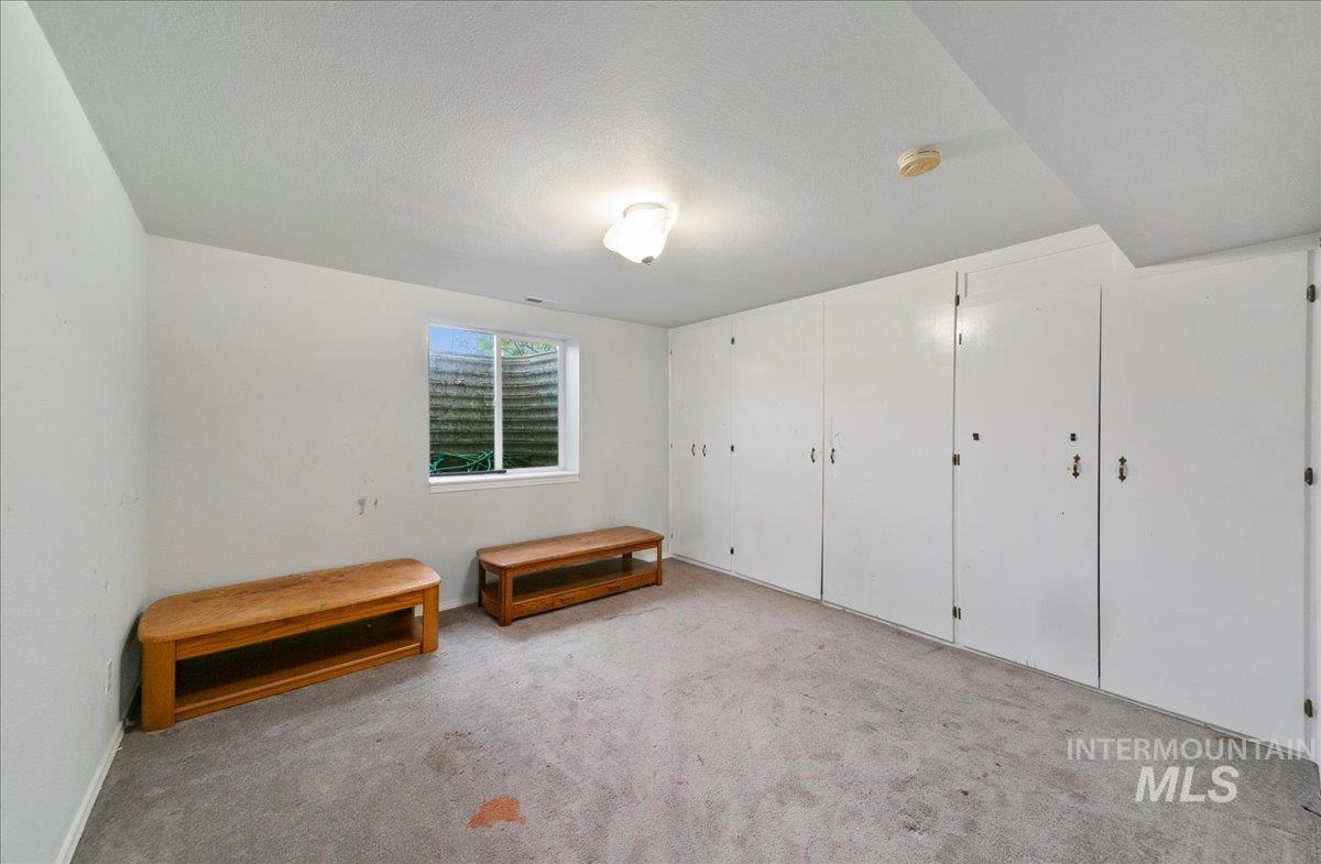 7205 W Mcmullen St Property Photo 30