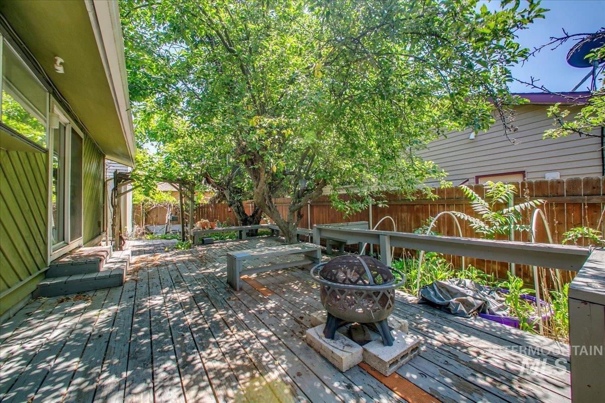 7205 W Mcmullen St Property Photo 34