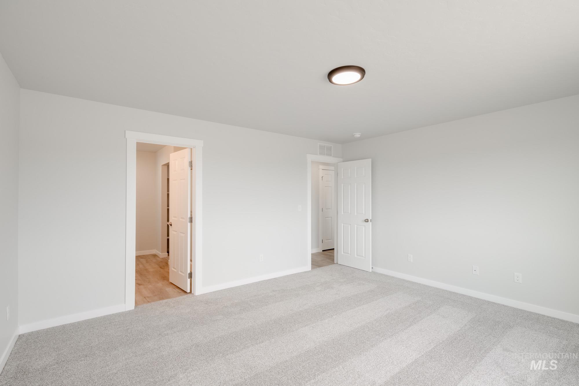 1516 N Coltsfoot Ave Property Photo 22