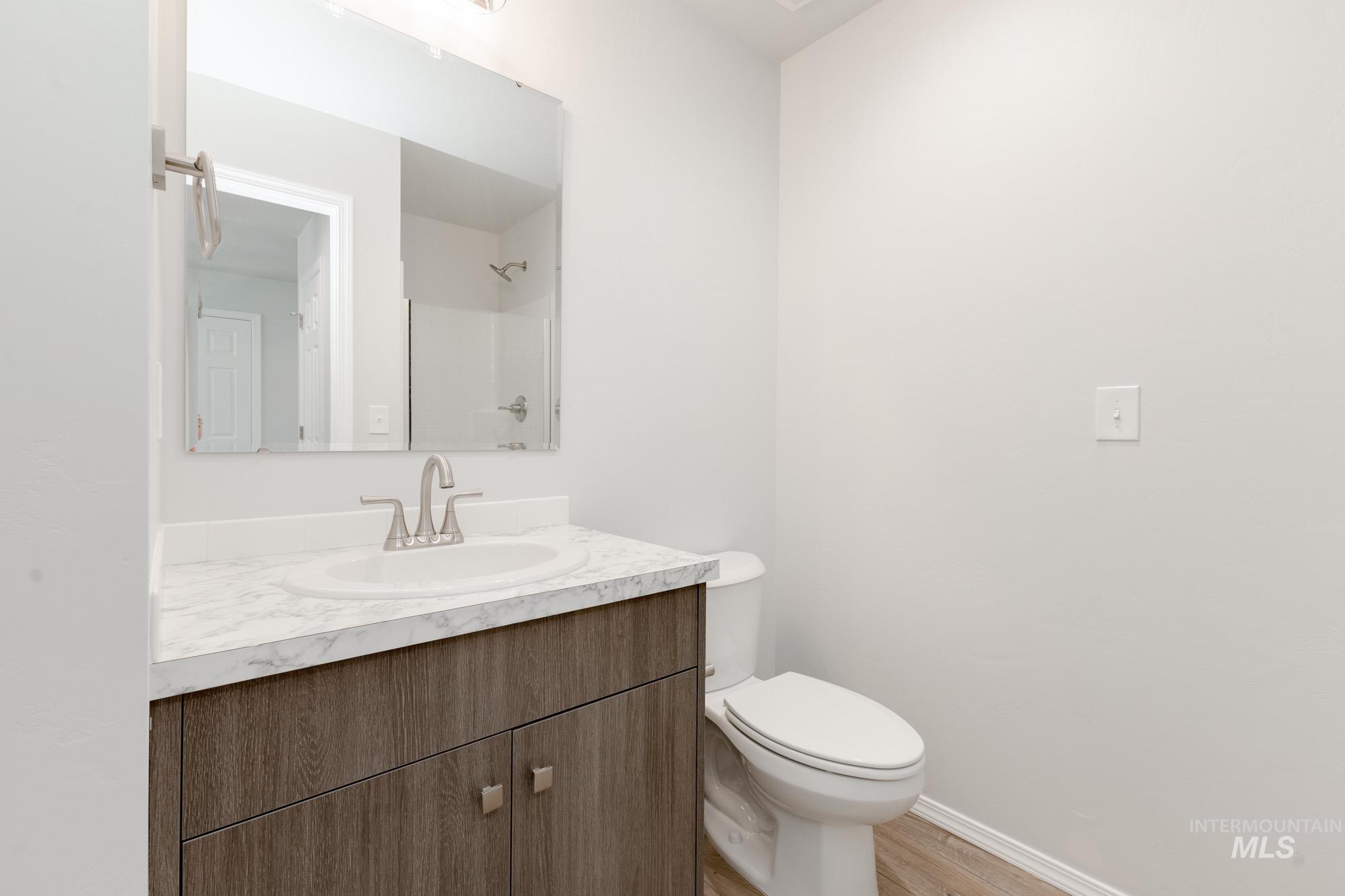 5120 Endicott Dr Property Photo 12