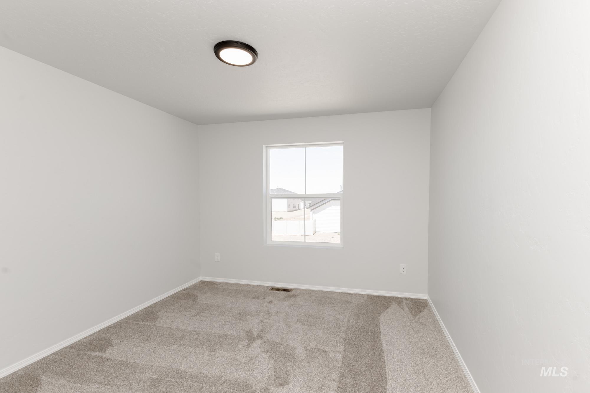 5120 Endicott Dr Property Photo 17