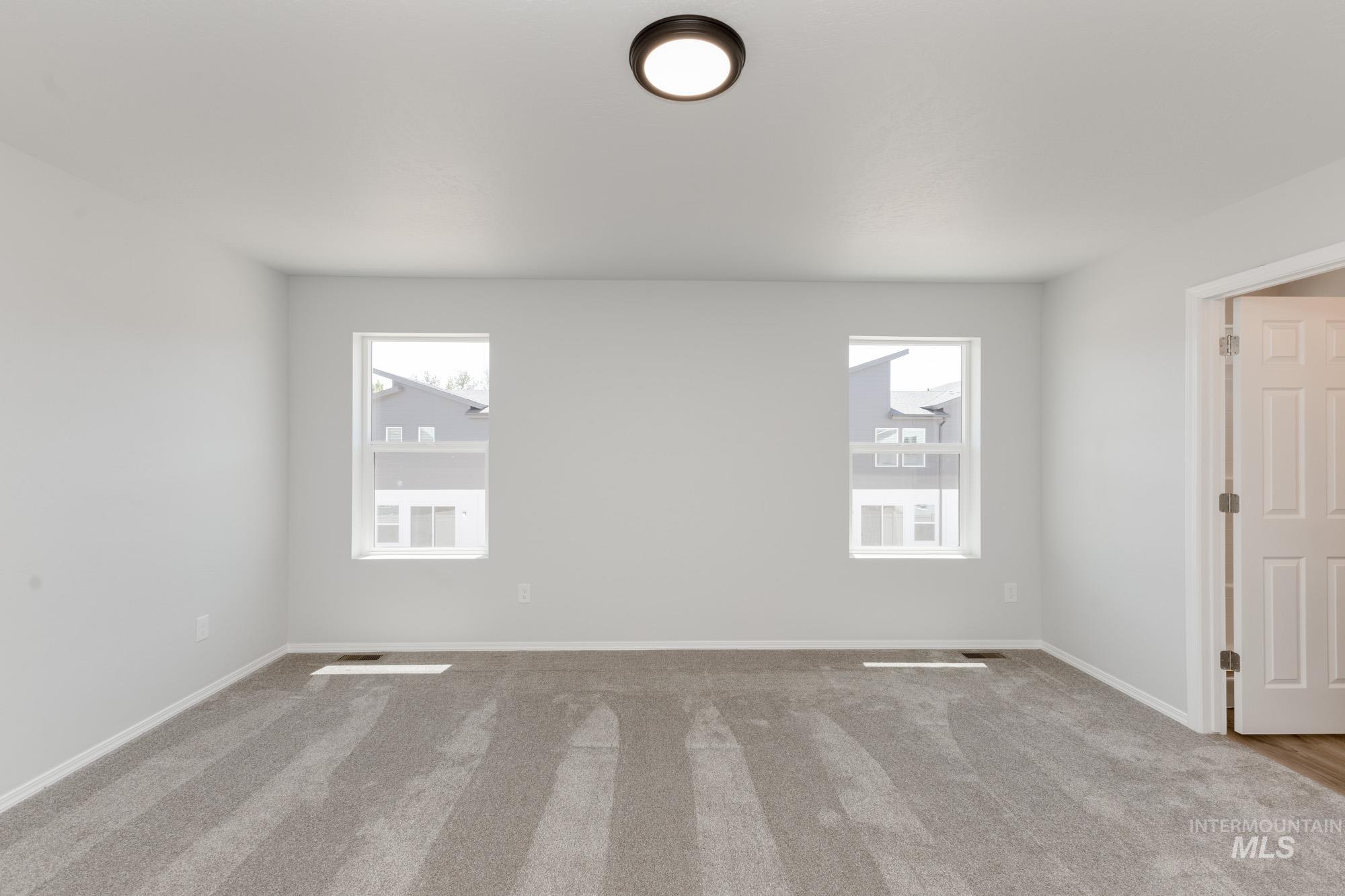 5120 Endicott Dr Property Photo 23
