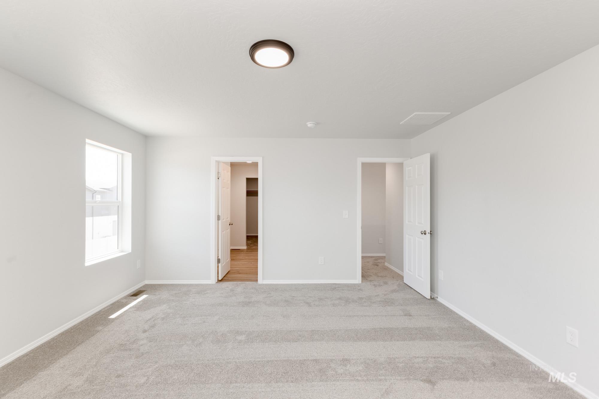 5120 Endicott Dr Property Photo 24
