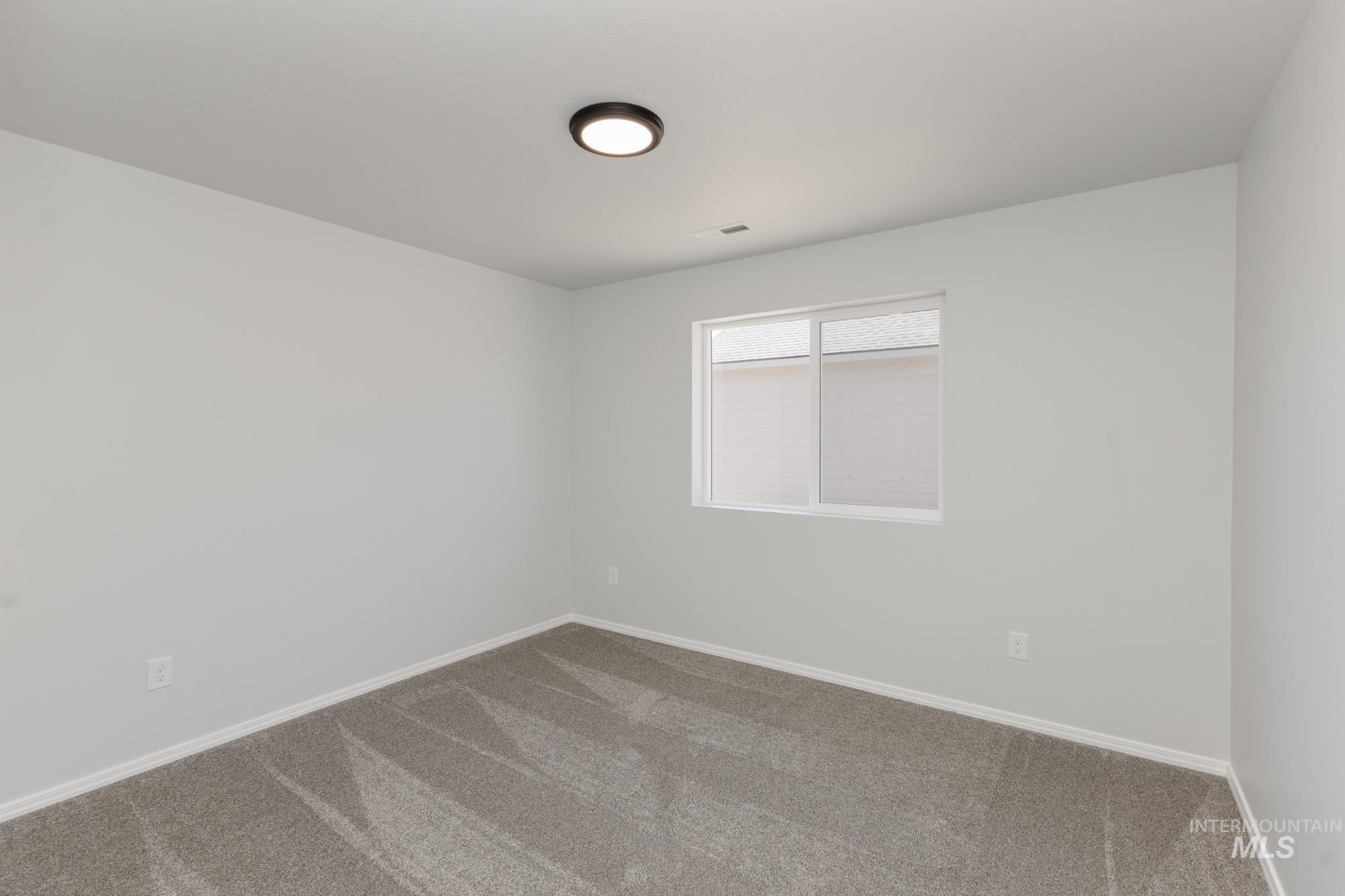 5206 Endicott Dr Property Photo 10