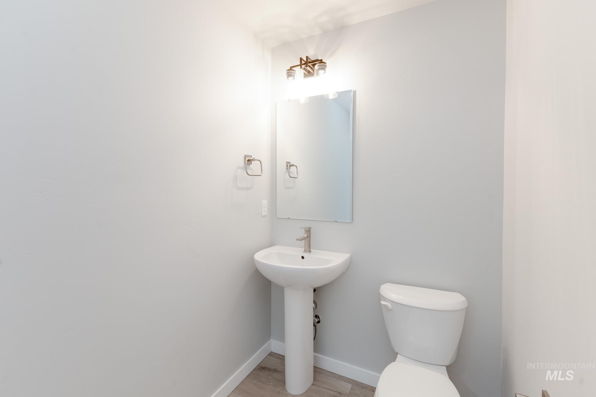 2351 W Opalite Dr Property Photo 14