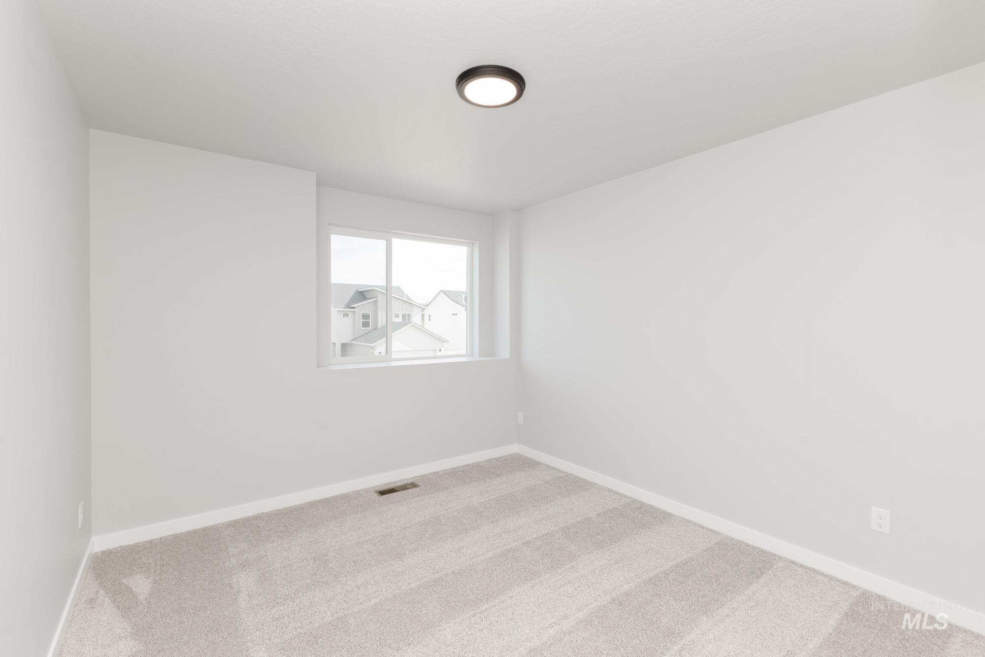 2351 W Opalite Dr Property Photo 18