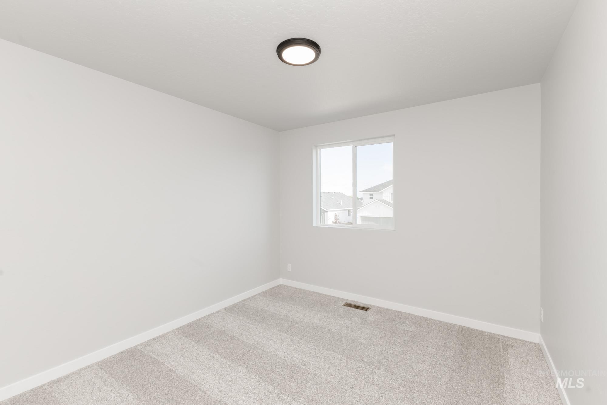2351 W Opalite Dr Property Photo 19
