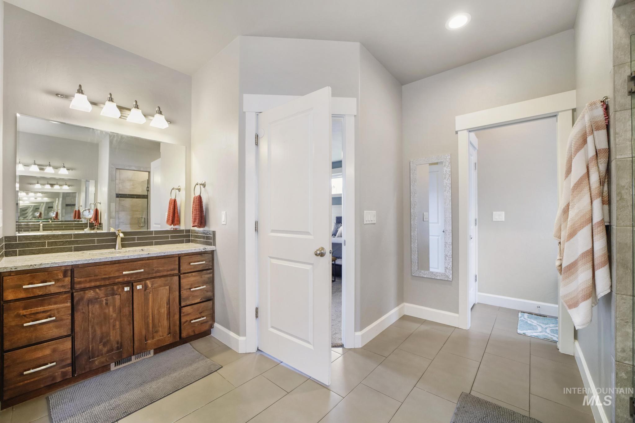 2858 Sunray Loop Property Photo 20