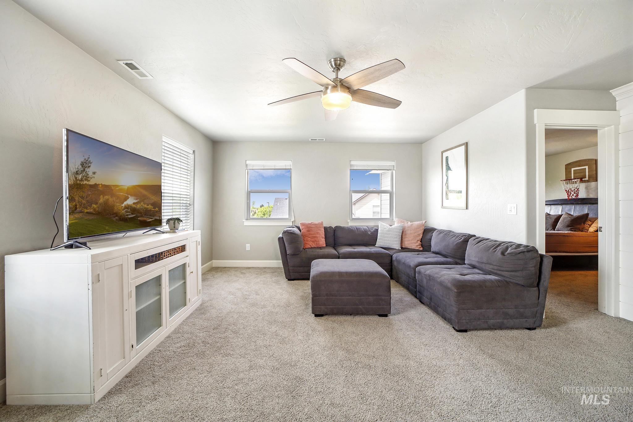 2858 Sunray Loop Property Photo 28