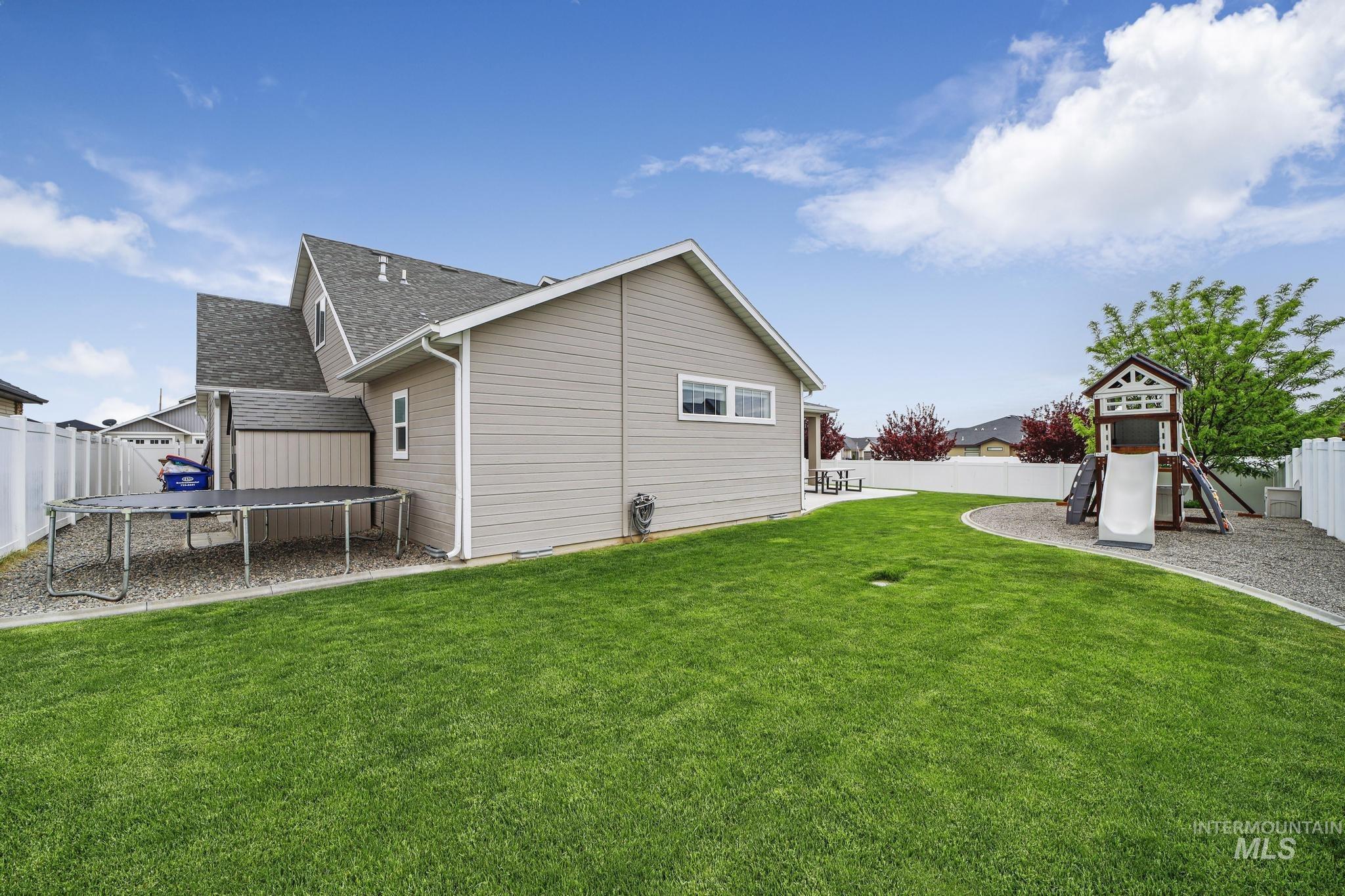 2858 Sunray Loop Property Photo 46