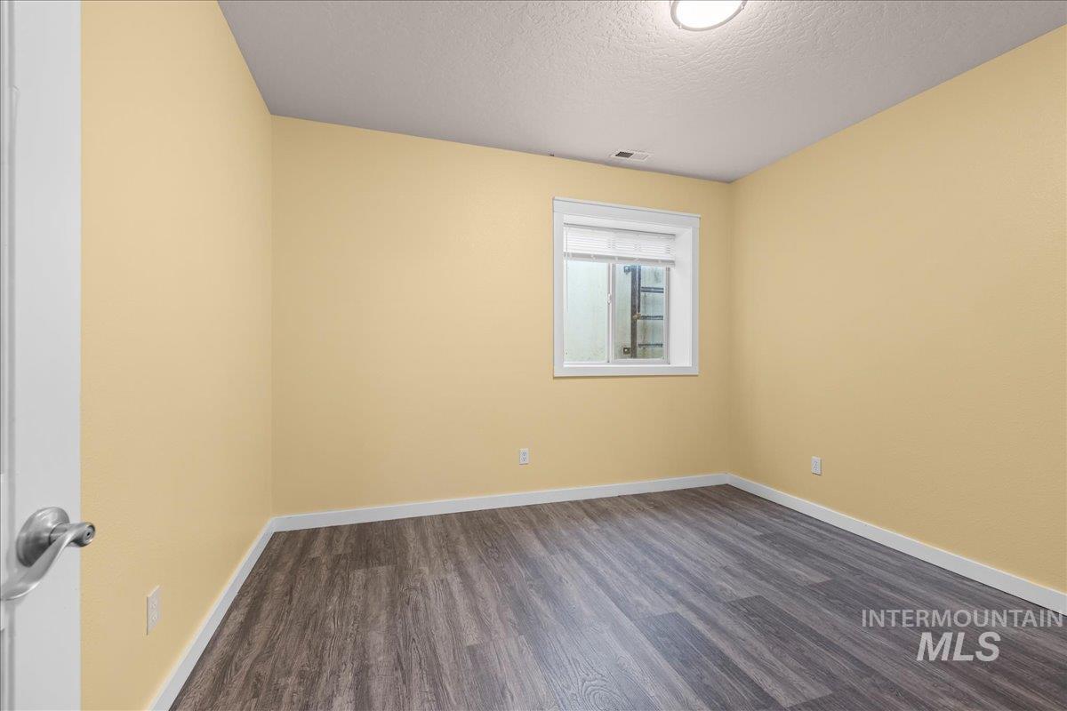 3229 Market Property Photo 21