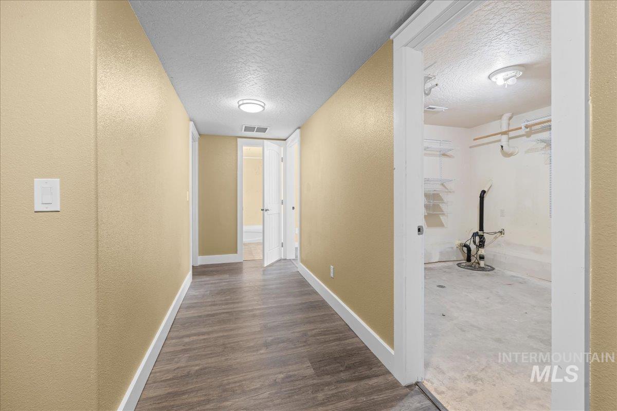 3229 Market Property Photo 22
