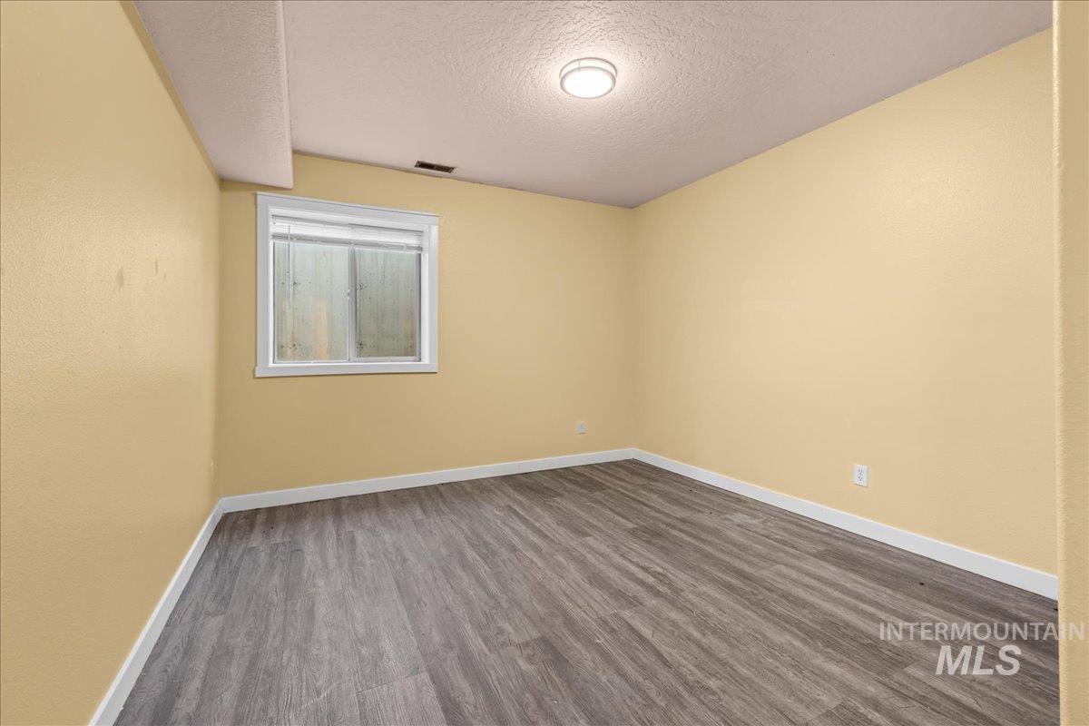 3229 Market Property Photo 24