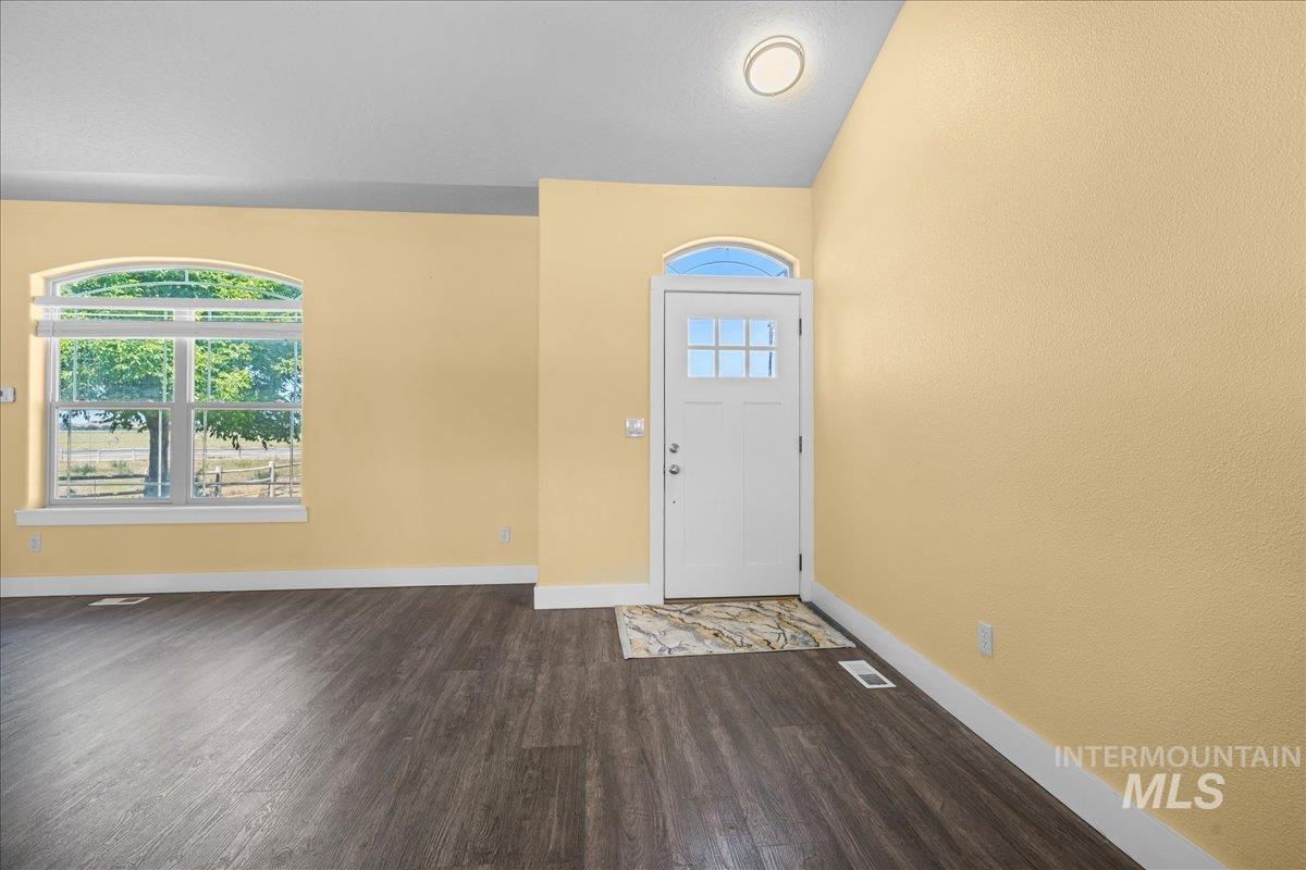 3229 Market Property Photo 28