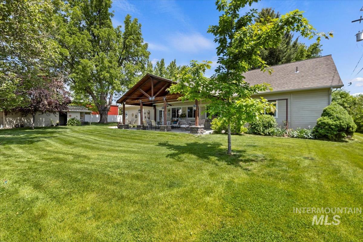 2895 N Holl Dr Property Photo 28