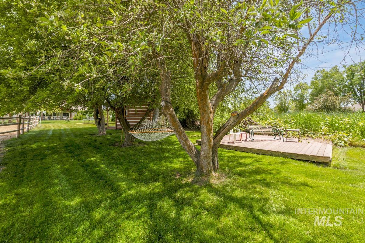 2895 N Holl Dr Property Photo 29
