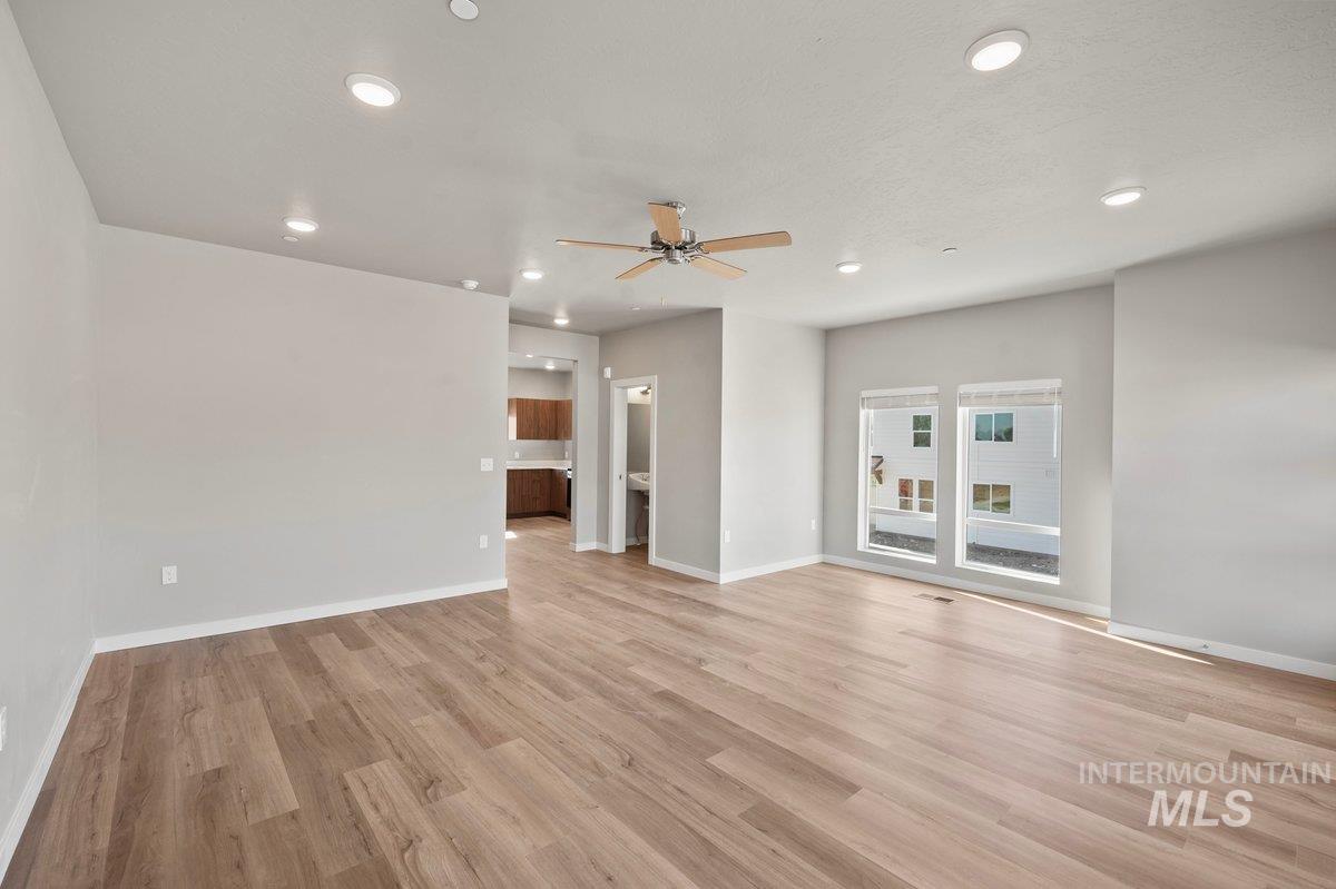 2773 W Palouse St Property Photo 15