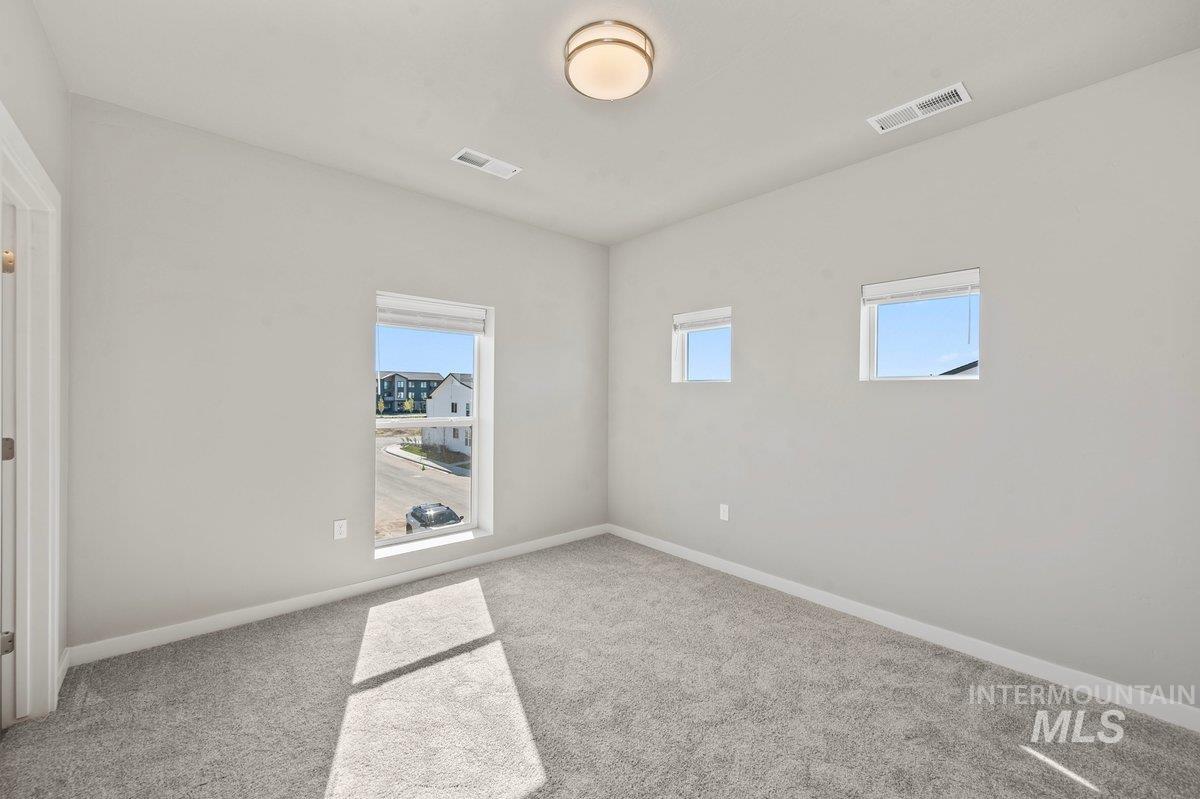 2773 W Palouse St Property Photo 37