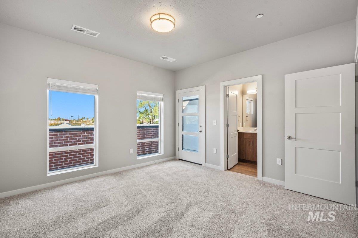 2773 W Palouse St Property Photo 43
