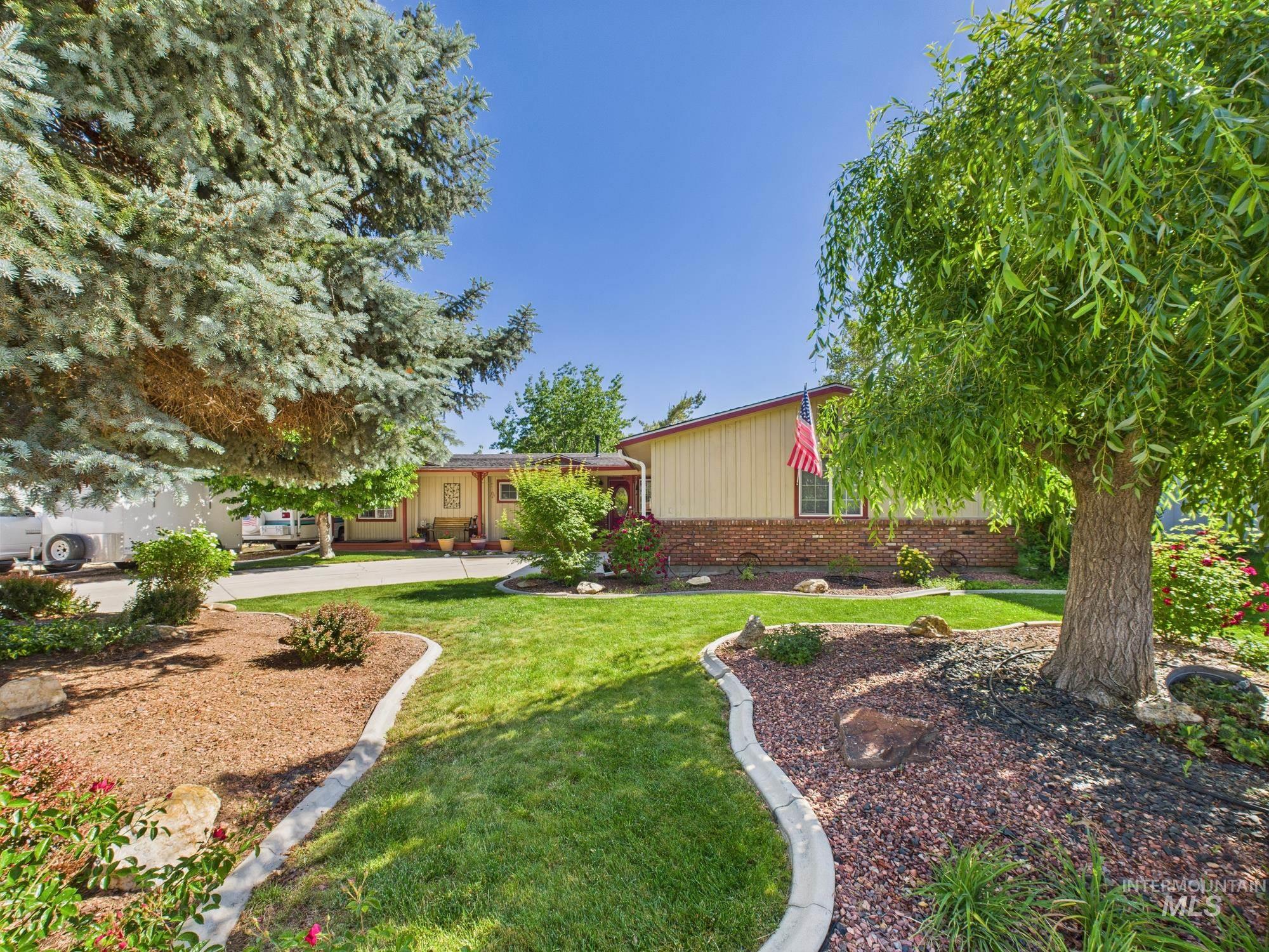 4960 Sunderland Property Photo 1