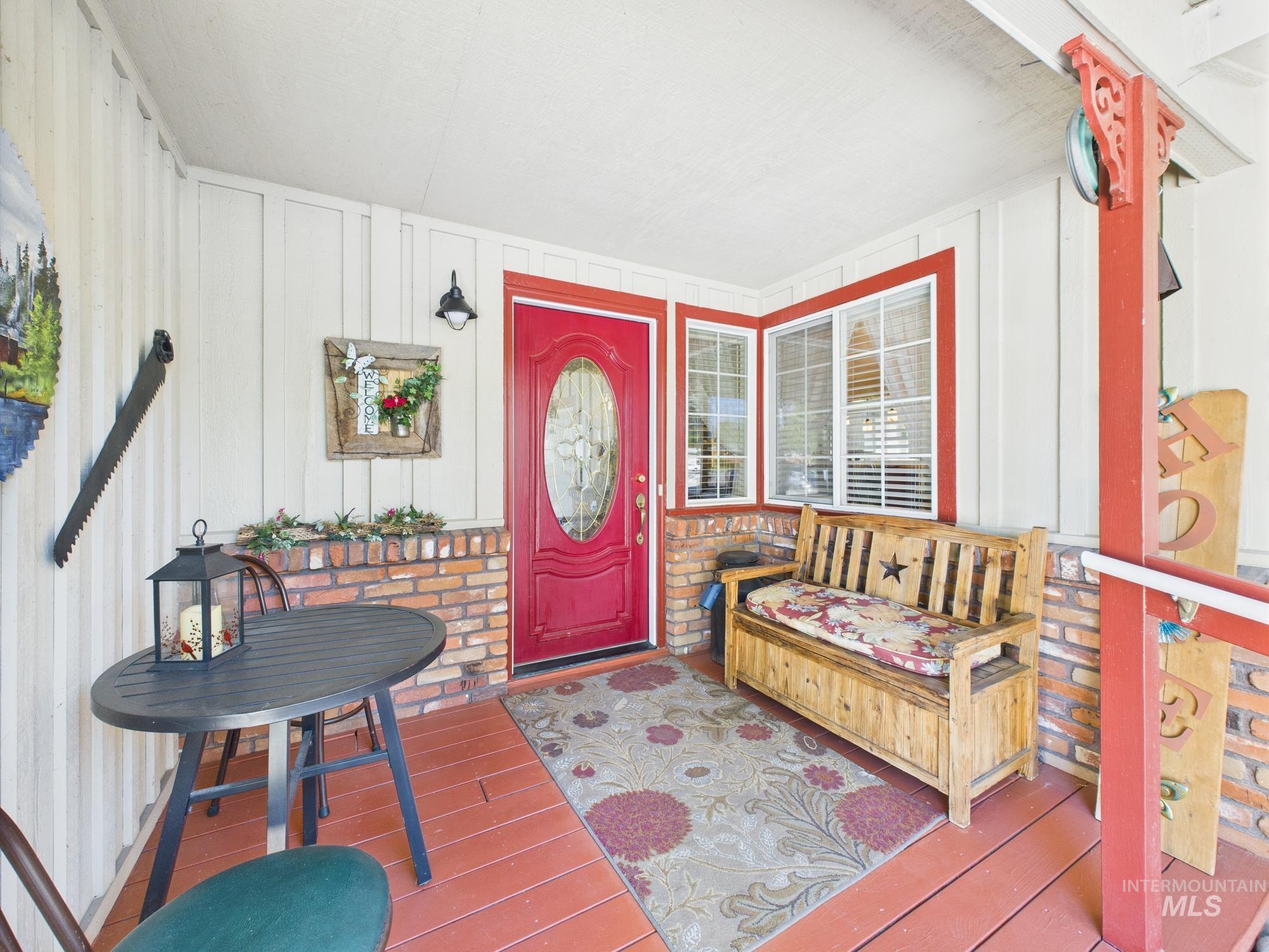 4960 Sunderland Property Photo 5