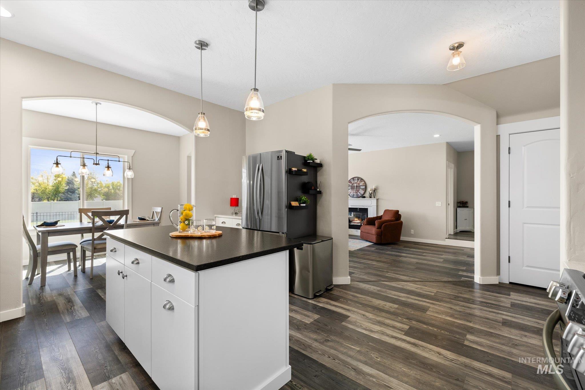 12384 S Abbott Downing Way Property Photo 10