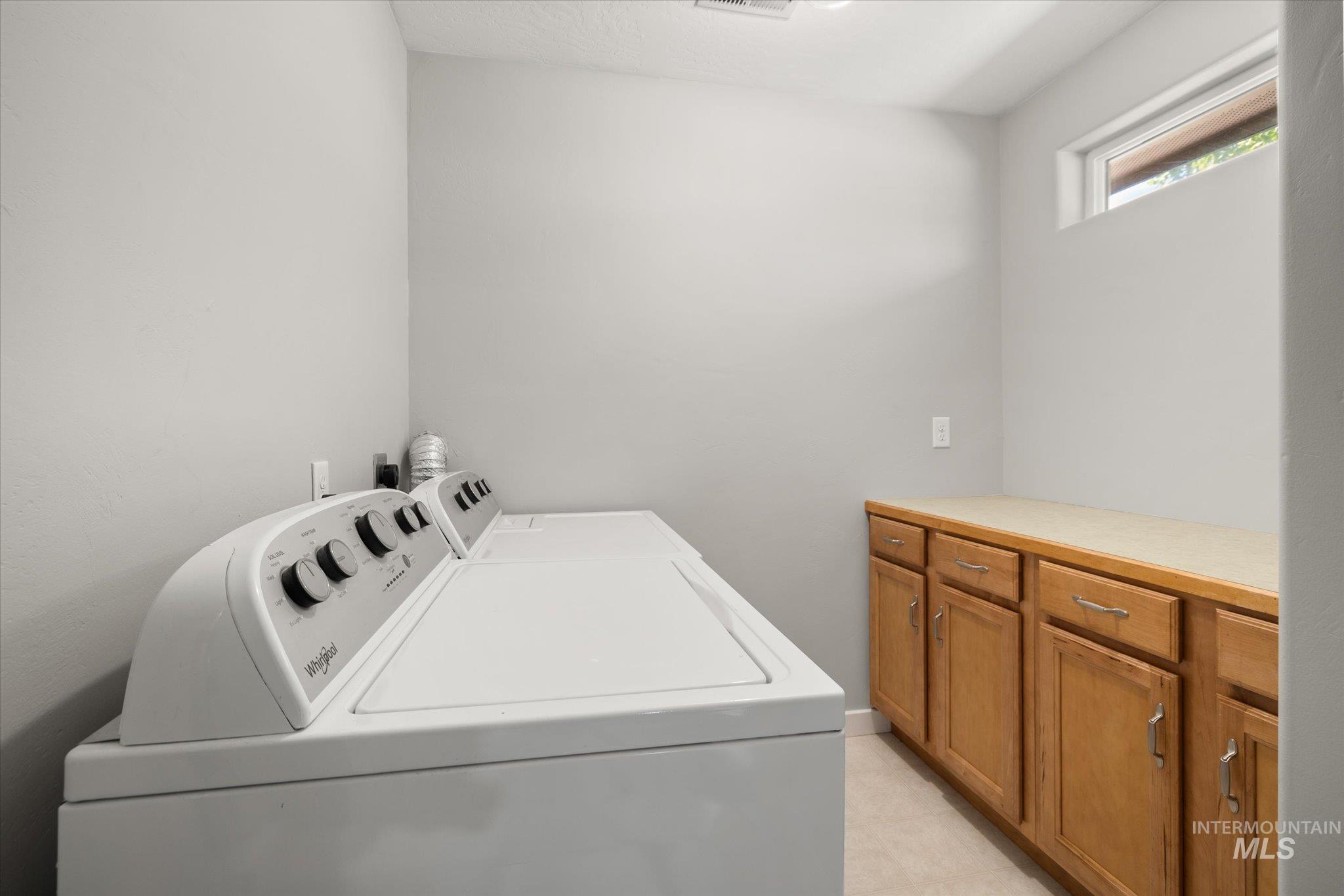 12384 S Abbott Downing Way Property Photo 38