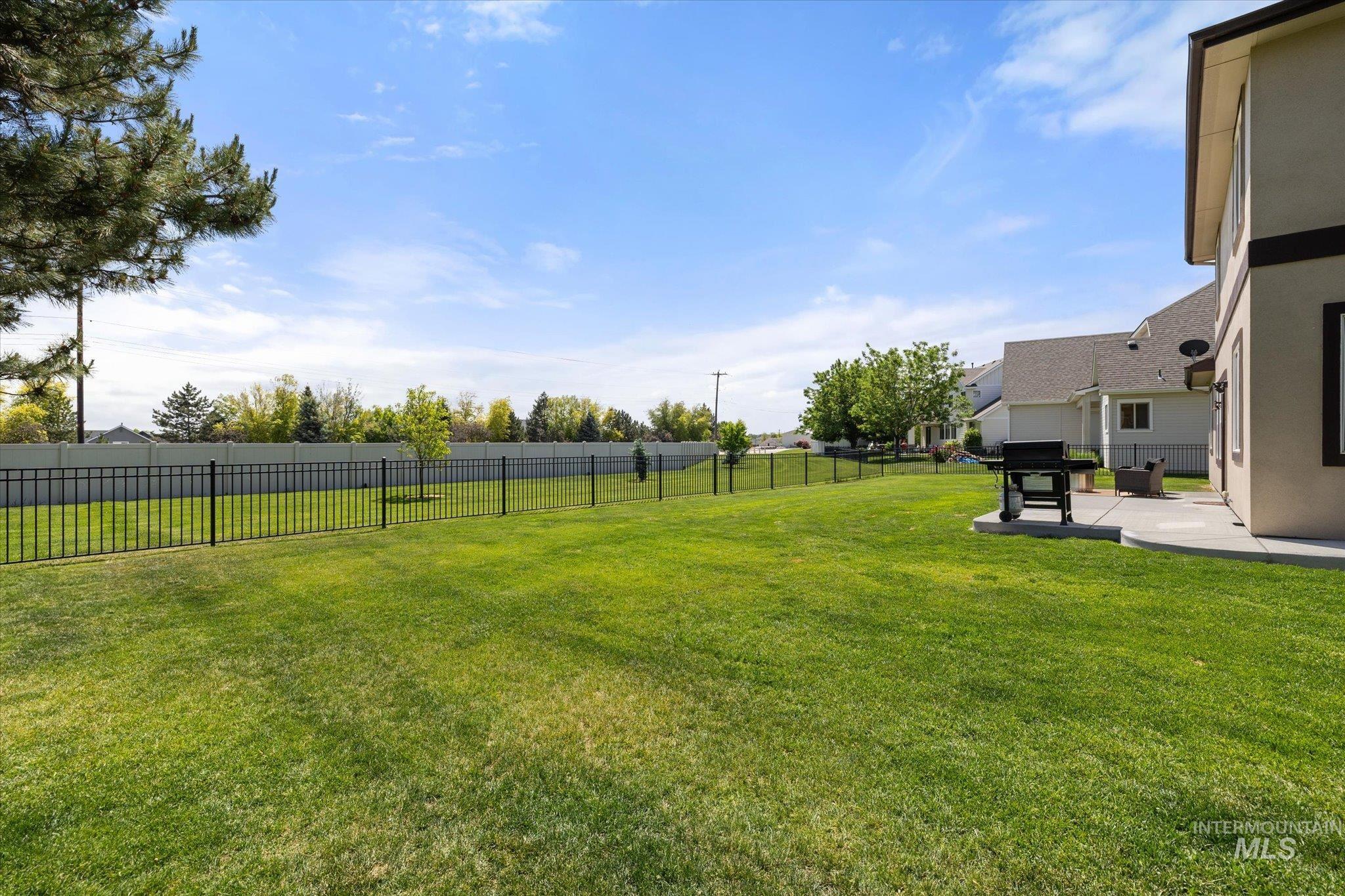 12384 S Abbott Downing Way Property Photo 43