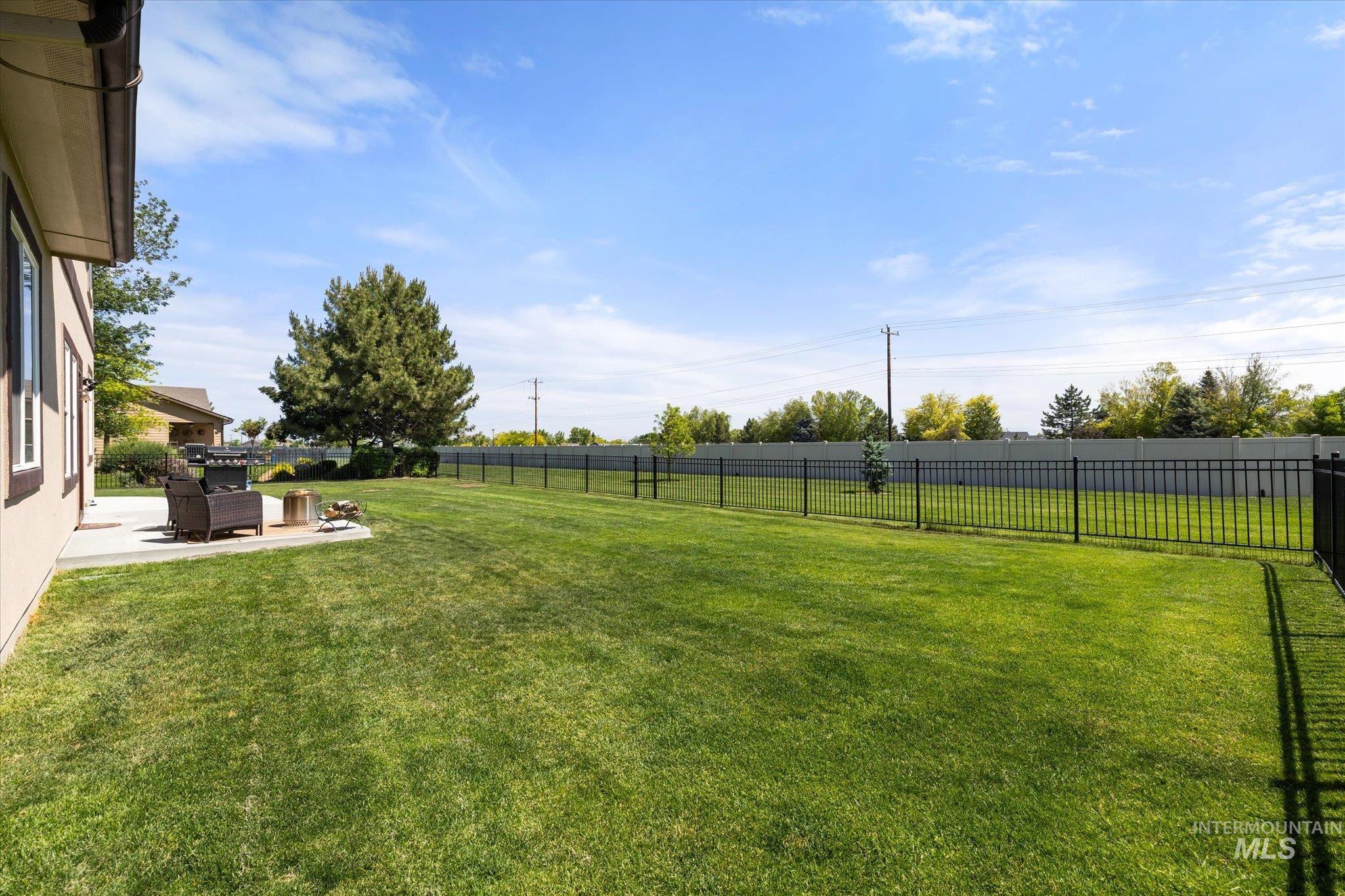 12384 S Abbott Downing Way Property Photo 44