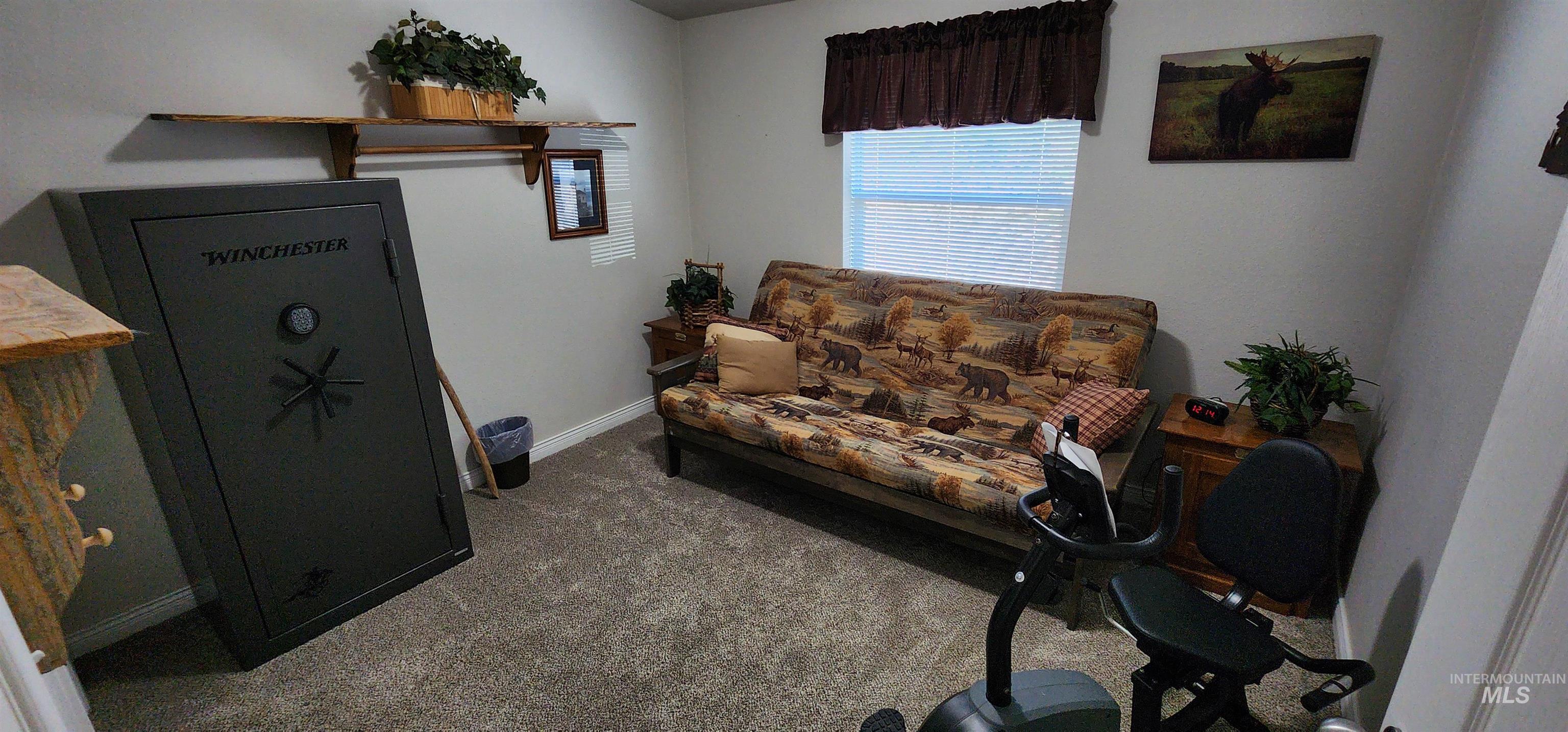 110 Memory Ln Property Photo 32