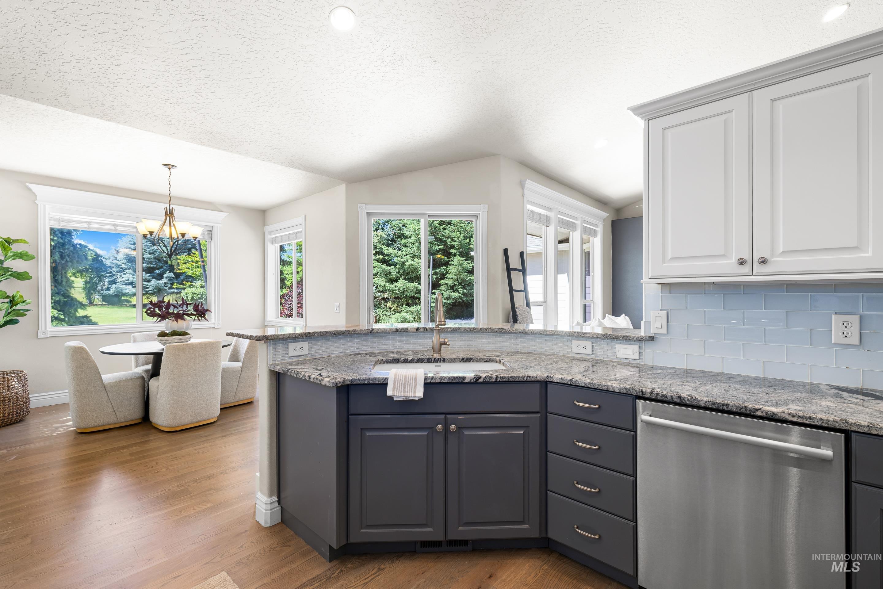 12258 Whitechapel Way Property Photo 18