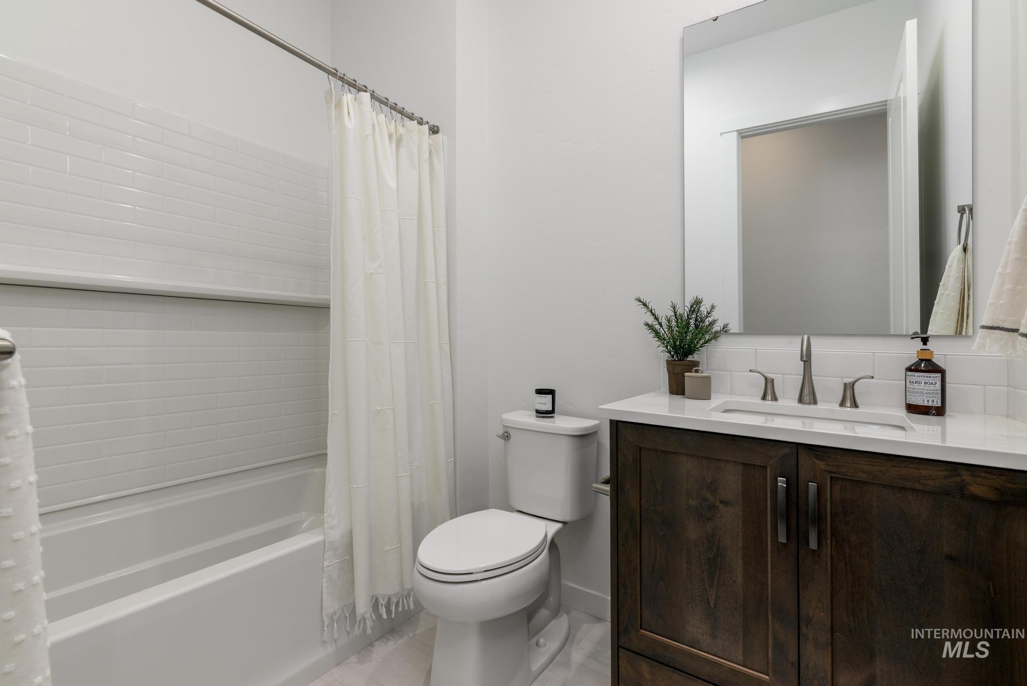 2414 N Leatherwood Ave Property Photo 21